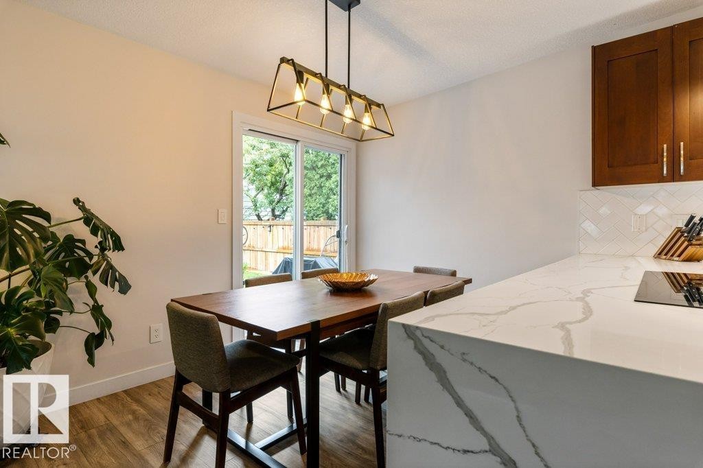 84 Fleetwood Crescent, St. Albert, AB - Indoor Photo Showing Dining Room