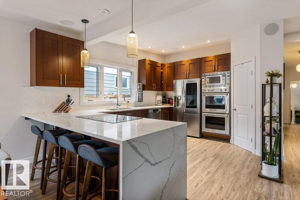 84 Fleetwood Crescent, St. Albert, AB - Indoor Photo Showing Kitchen