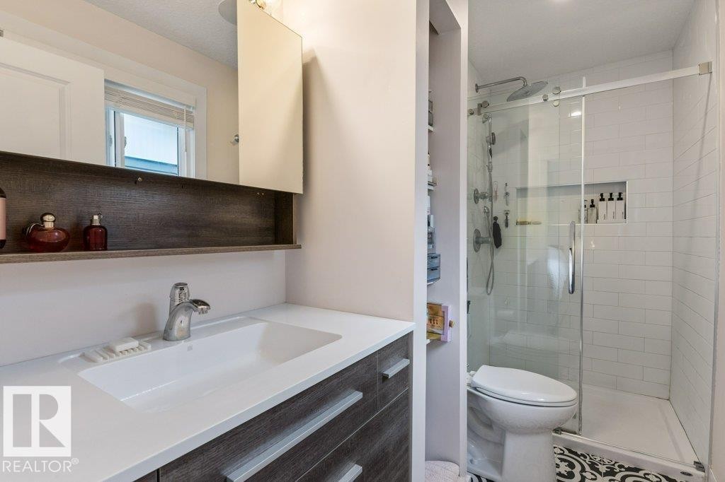84 Fleetwood Crescent, St. Albert, AB - Indoor Photo Showing Bathroom
