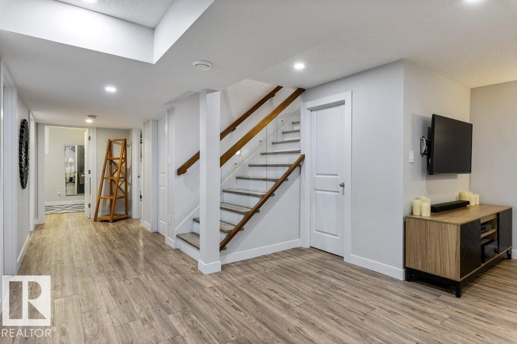 84 Fleetwood Crescent, St. Albert, AB - Indoor Photo Showing Other Room