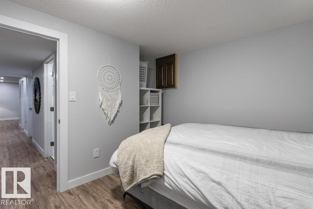 84 Fleetwood Crescent, St. Albert, AB - Indoor Photo Showing Bedroom