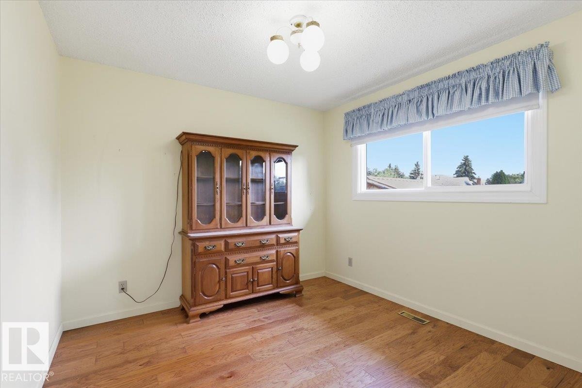128 Green Ash Drive, Wetaskiwin, AB - Indoor
