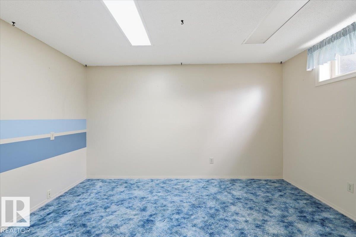 128 Green Ash Drive, Wetaskiwin, AB - Indoor Photo Showing Other Room