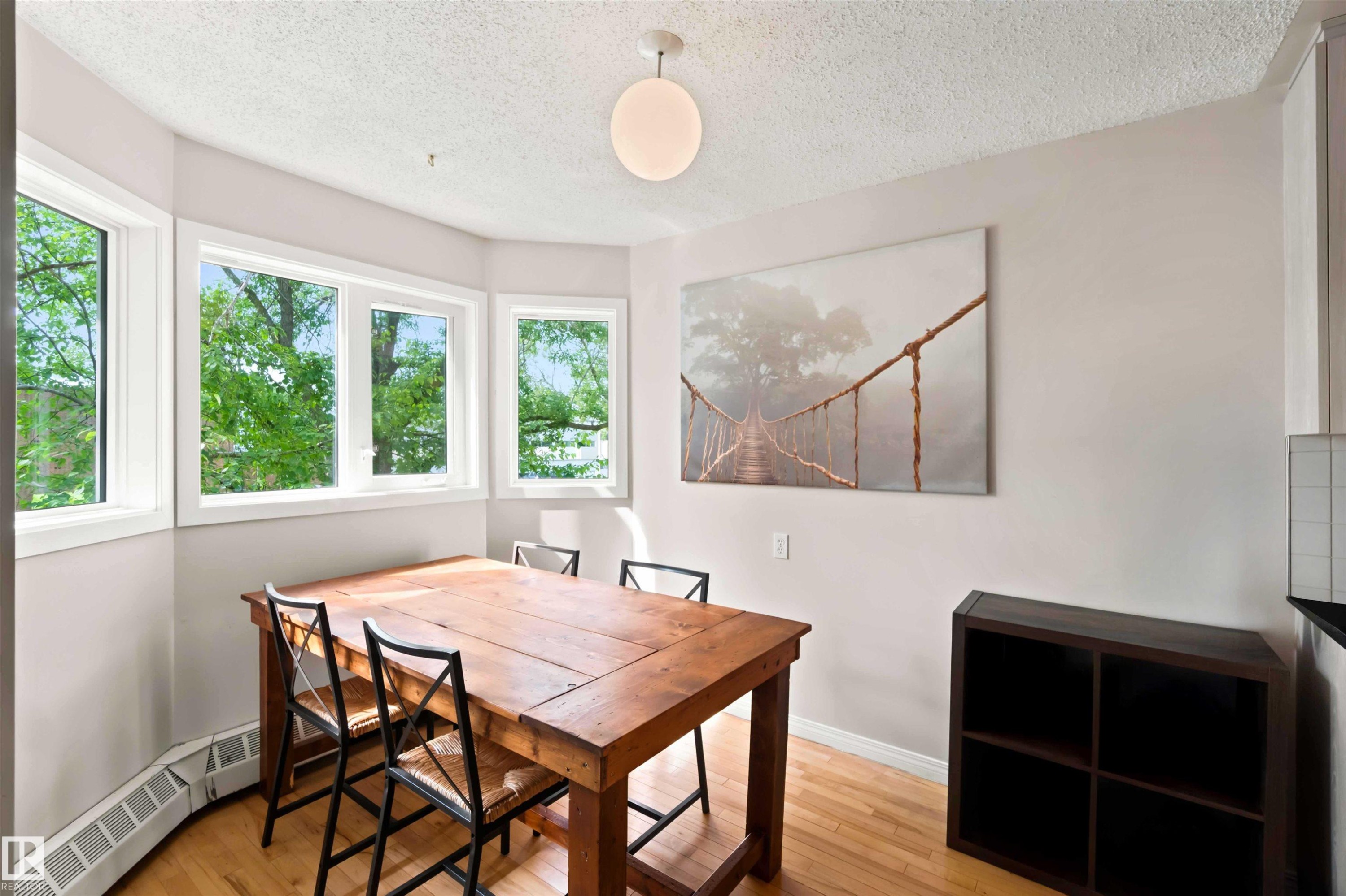 #201 10504 77 Av Nw, Edmonton, AB - Indoor Photo Showing Dining Room