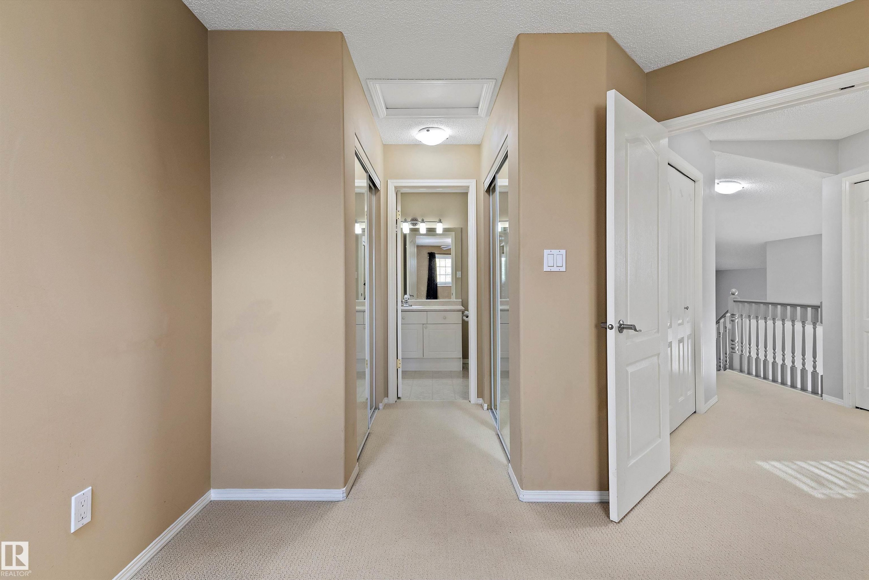 #123 215 Blackburn Dr E Sw, Edmonton, AB - Indoor Photo Showing Other Room