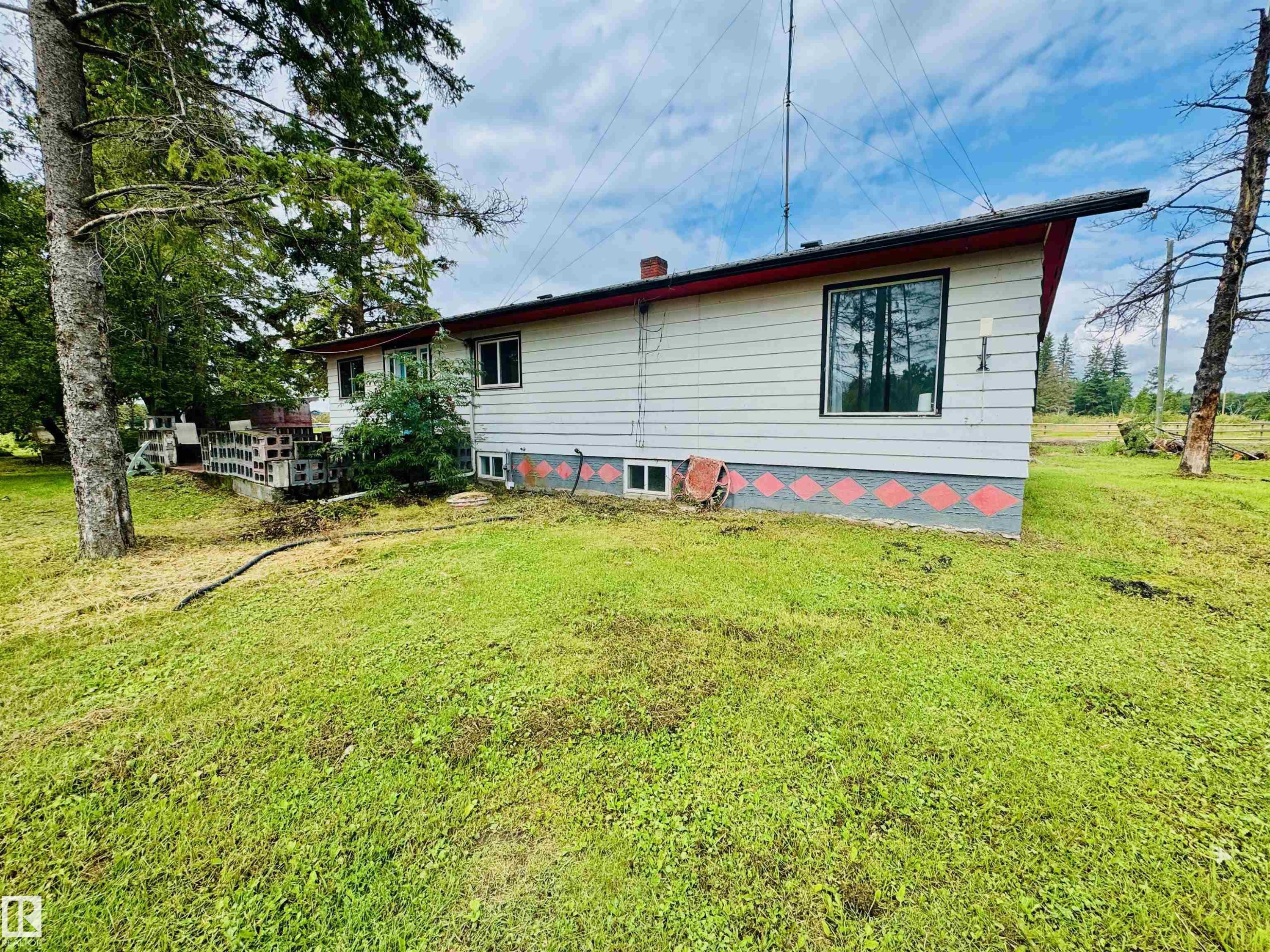 58410 Rng Rd 95, Rural St. Paul County, AB - Outdoor