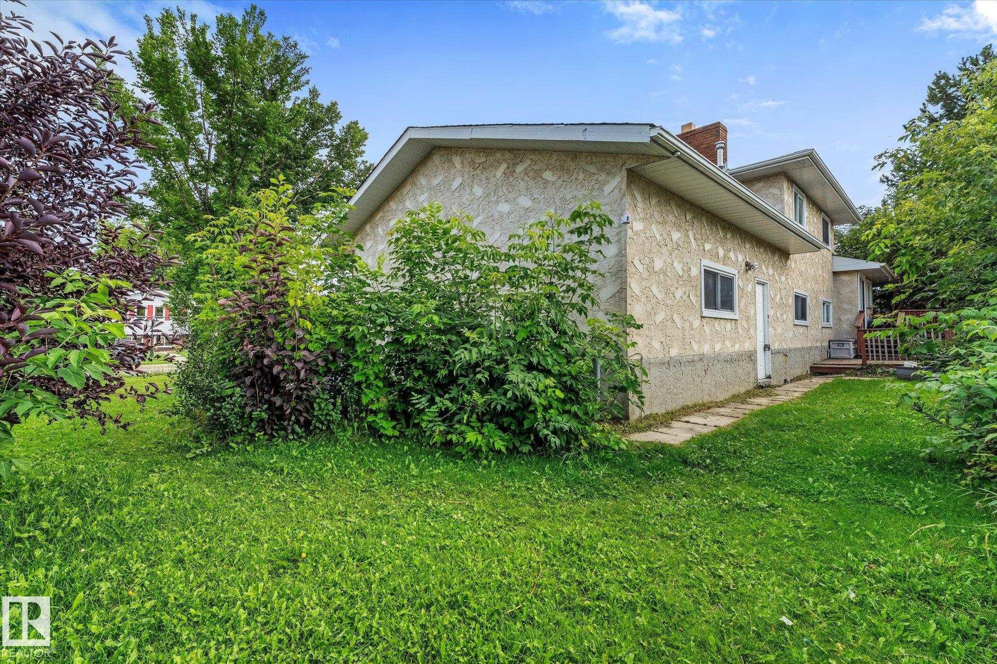 3 Windermere Drive, Spruce Grove, AB - Outdoor