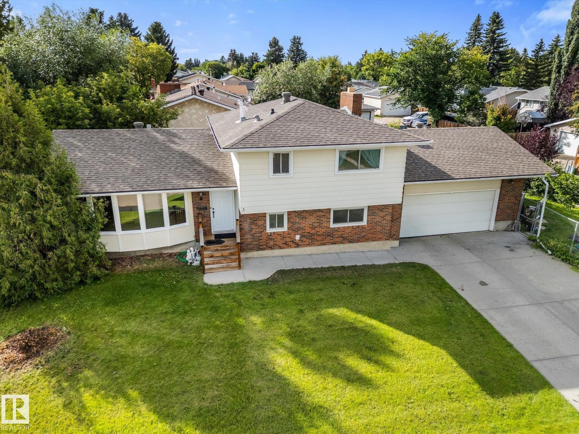 3 Windermere Drive, Spruce Grove, AB - Outdoor