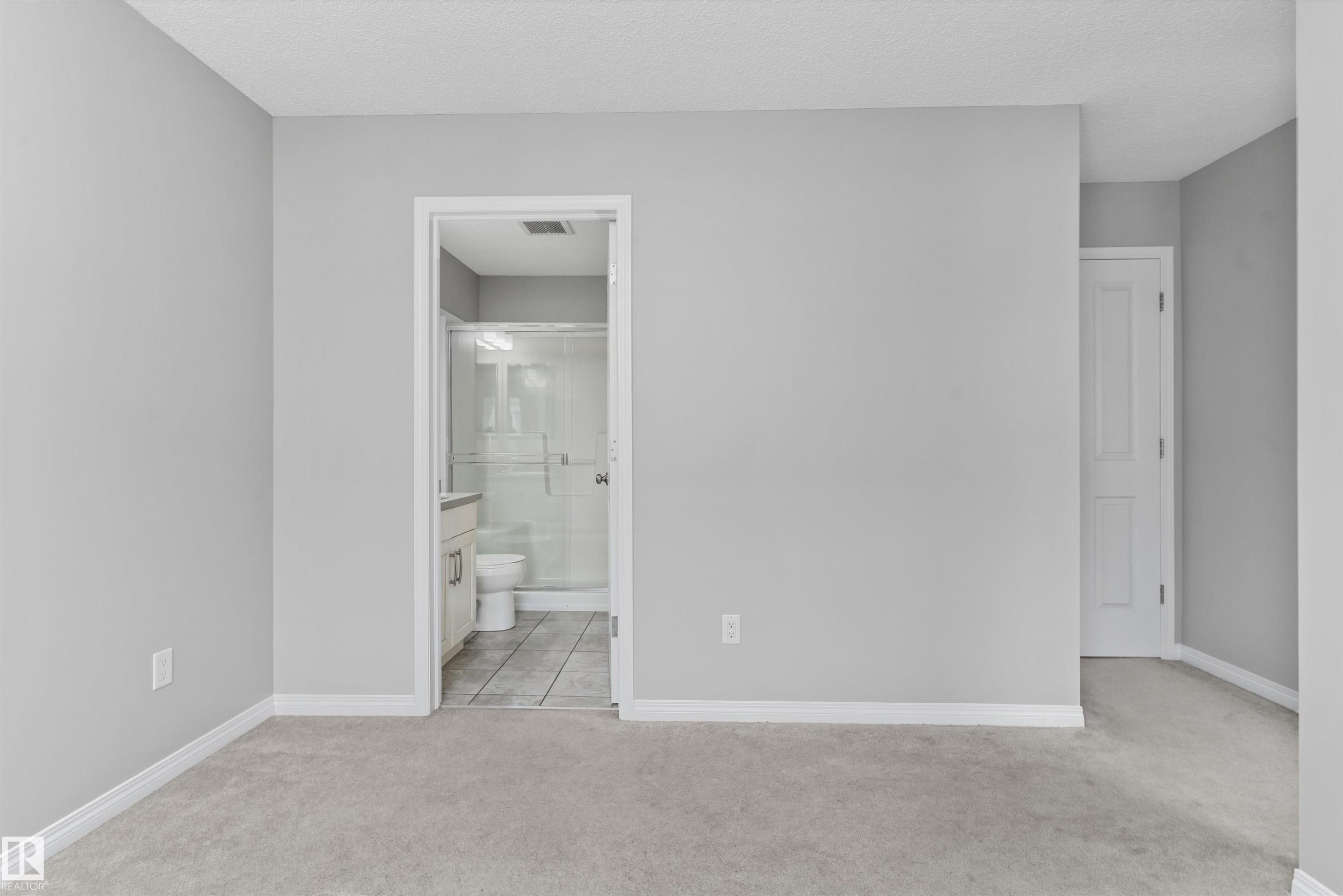 #98 4050 Savaryn Dr Sw, Edmonton, AB - Indoor