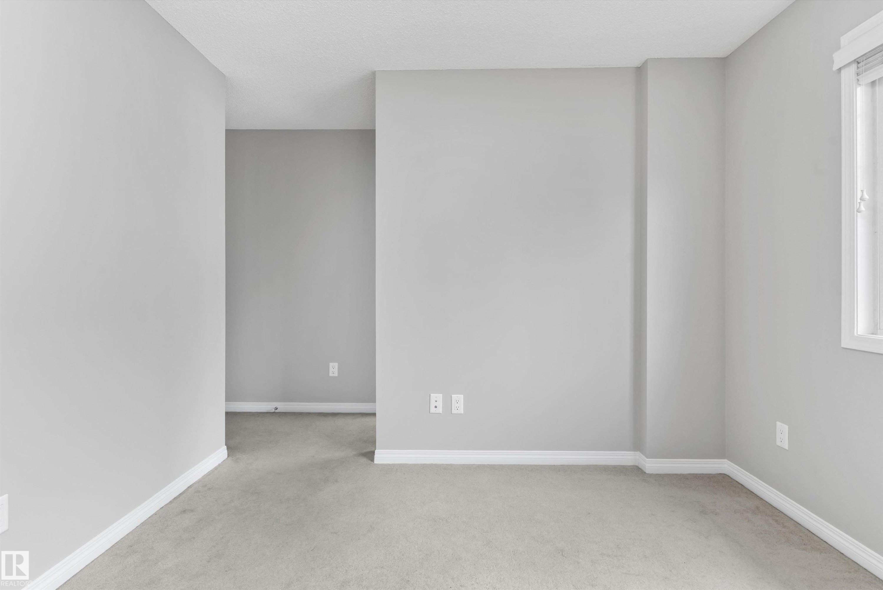 #98 4050 Savaryn Dr Sw, Edmonton, AB - Indoor Photo Showing Other Room