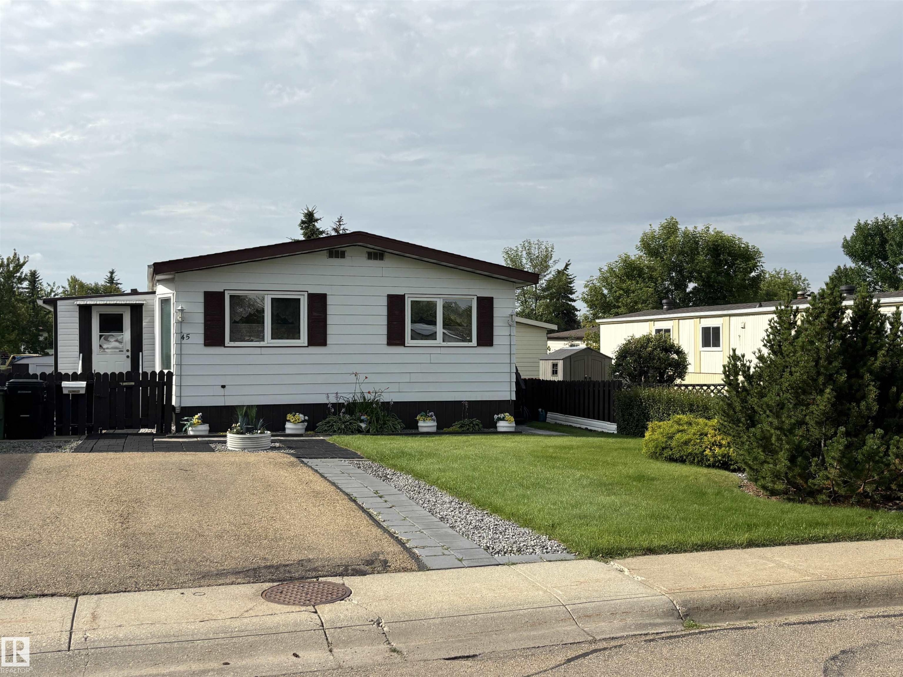45 Oak Ridge Drive Northwest, Edmonton, AB