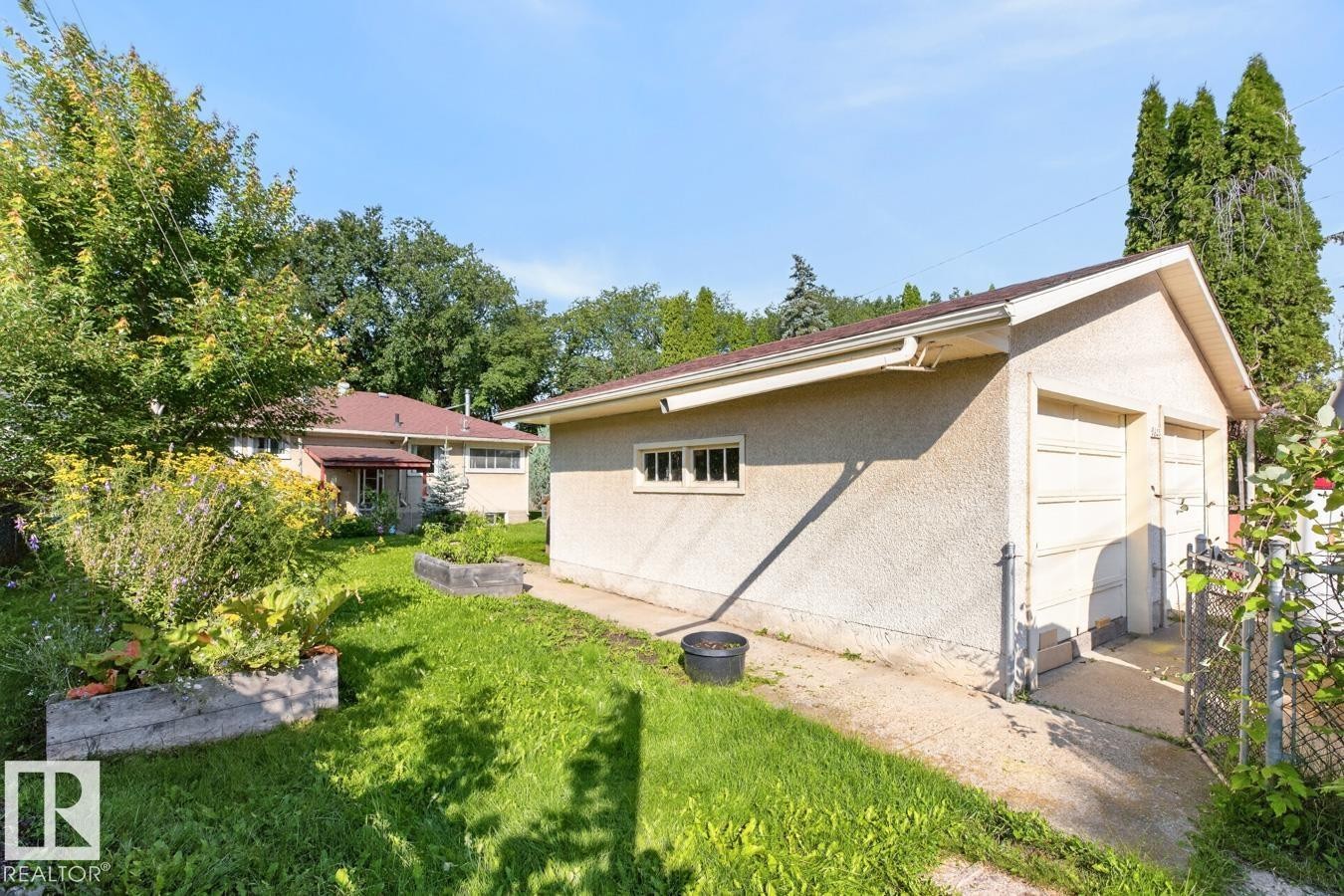 9603 79 Street Nw, Edmonton, AB - Outdoor