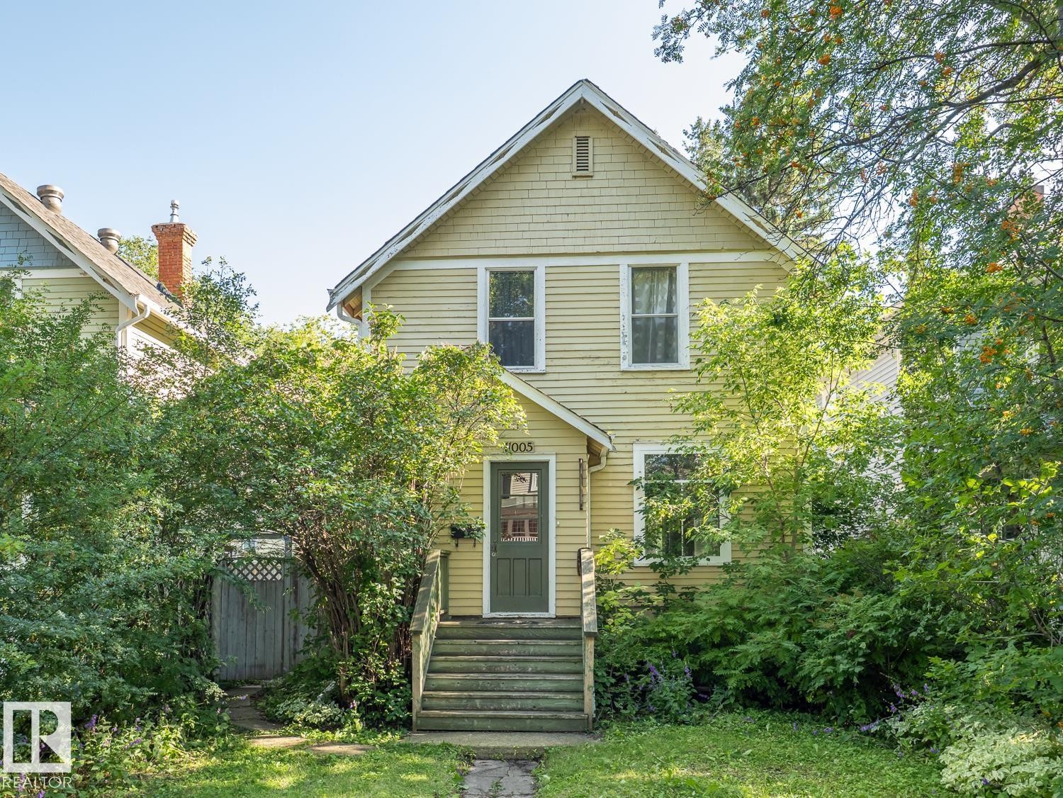 11005 80 Avenue Nw, Edmonton, AB - Outdoor