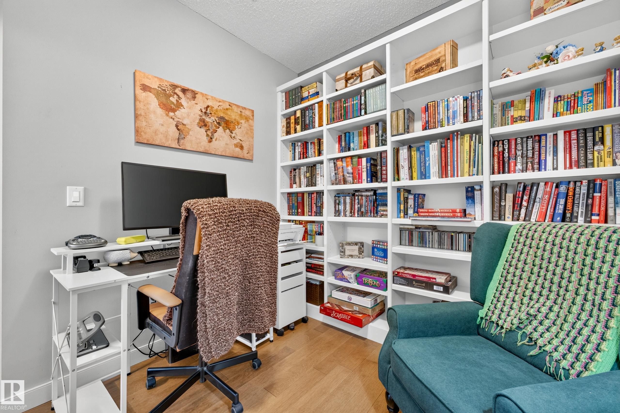 #115 35 Sturgeon Rd, St. Albert, AB - Indoor Photo Showing Office