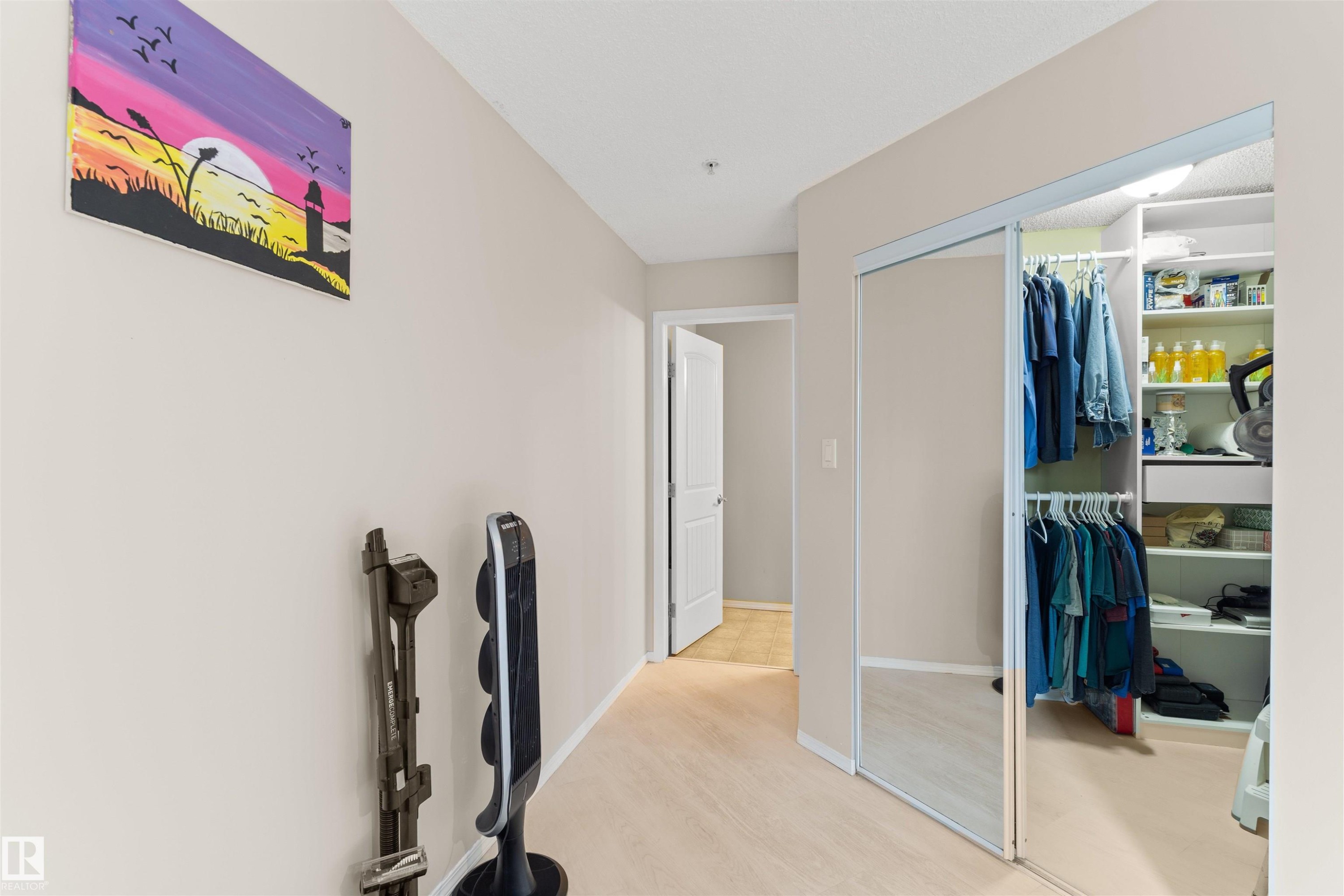 #218 2098 Blackmud Creek Dr Sw, Edmonton, AB - Indoor Photo Showing Other Room