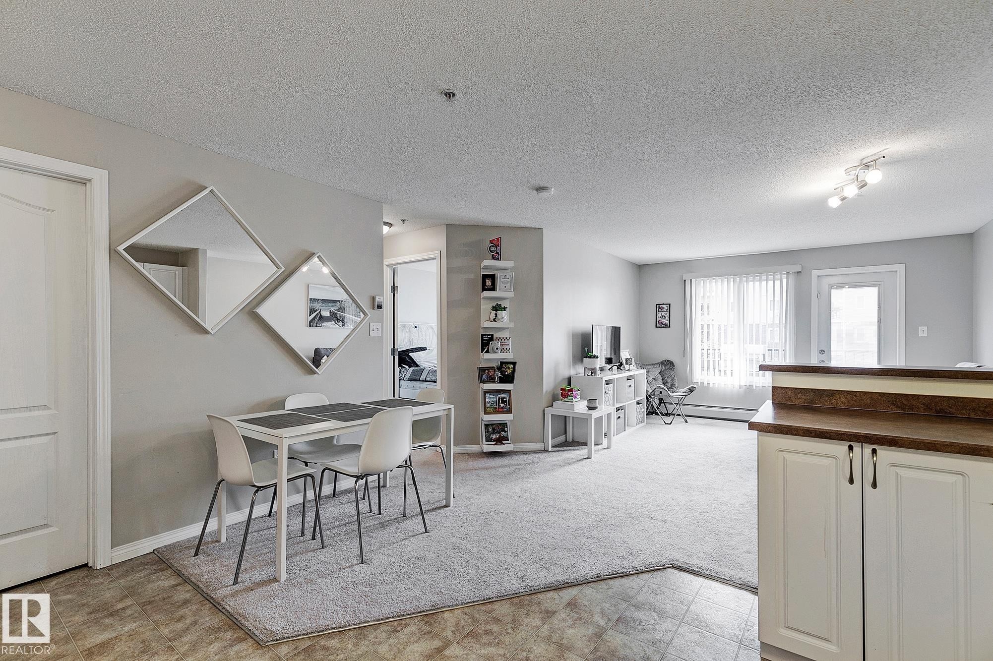 #203 111 Edwards Dr Sw, Edmonton, AB - Indoor