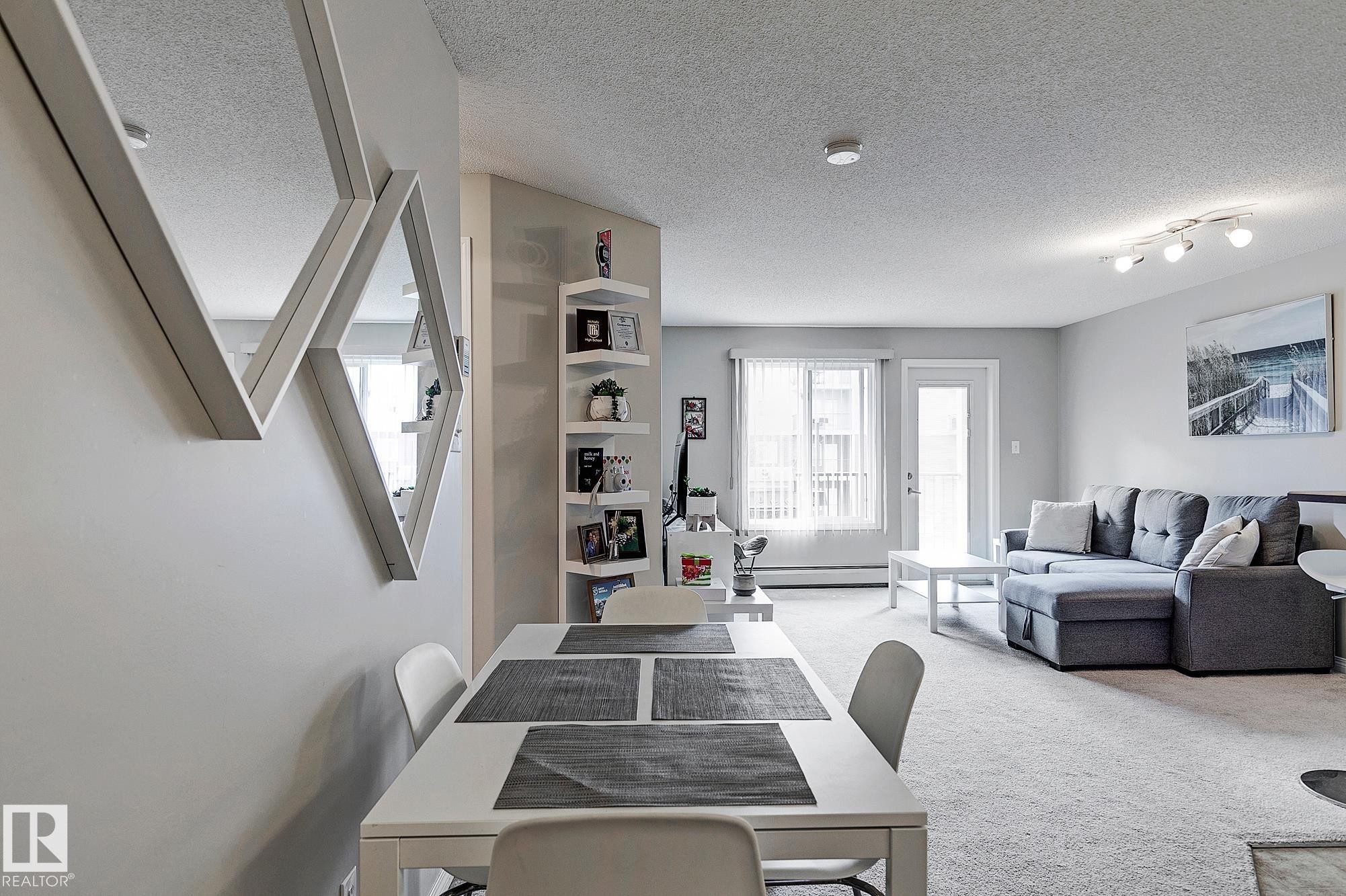 #203 111 Edwards Dr Sw, Edmonton, AB - Indoor Photo Showing Other Room