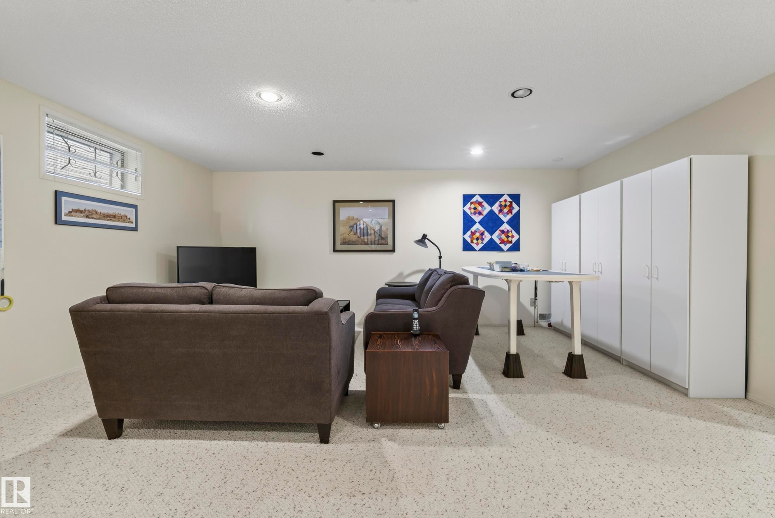10623 67 Street Nw, Edmonton, AB - Indoor