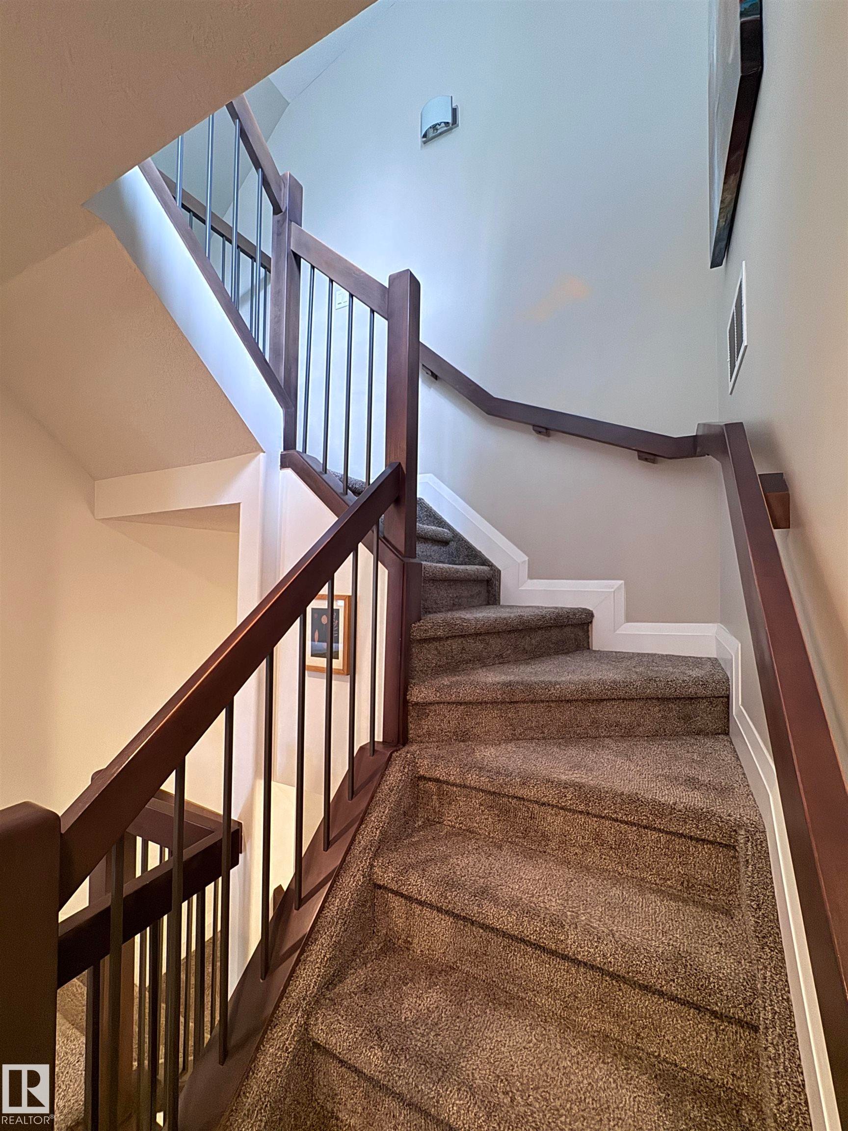 7004 97 Street Nw, Edmonton, AB - Indoor Photo Showing Other Room