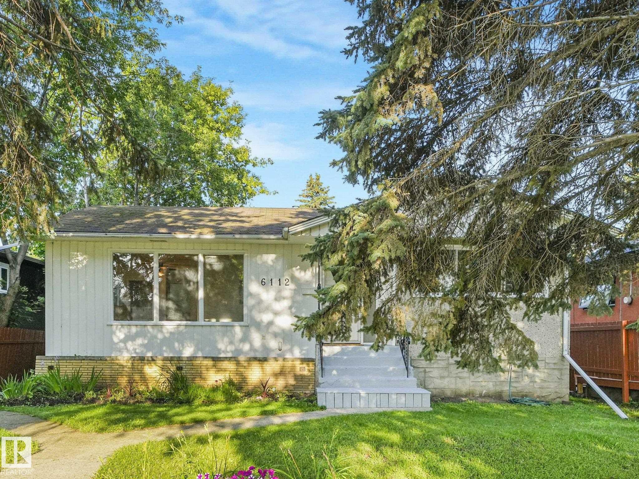 6112 105A Street Nw, Edmonton, AB - Outdoor