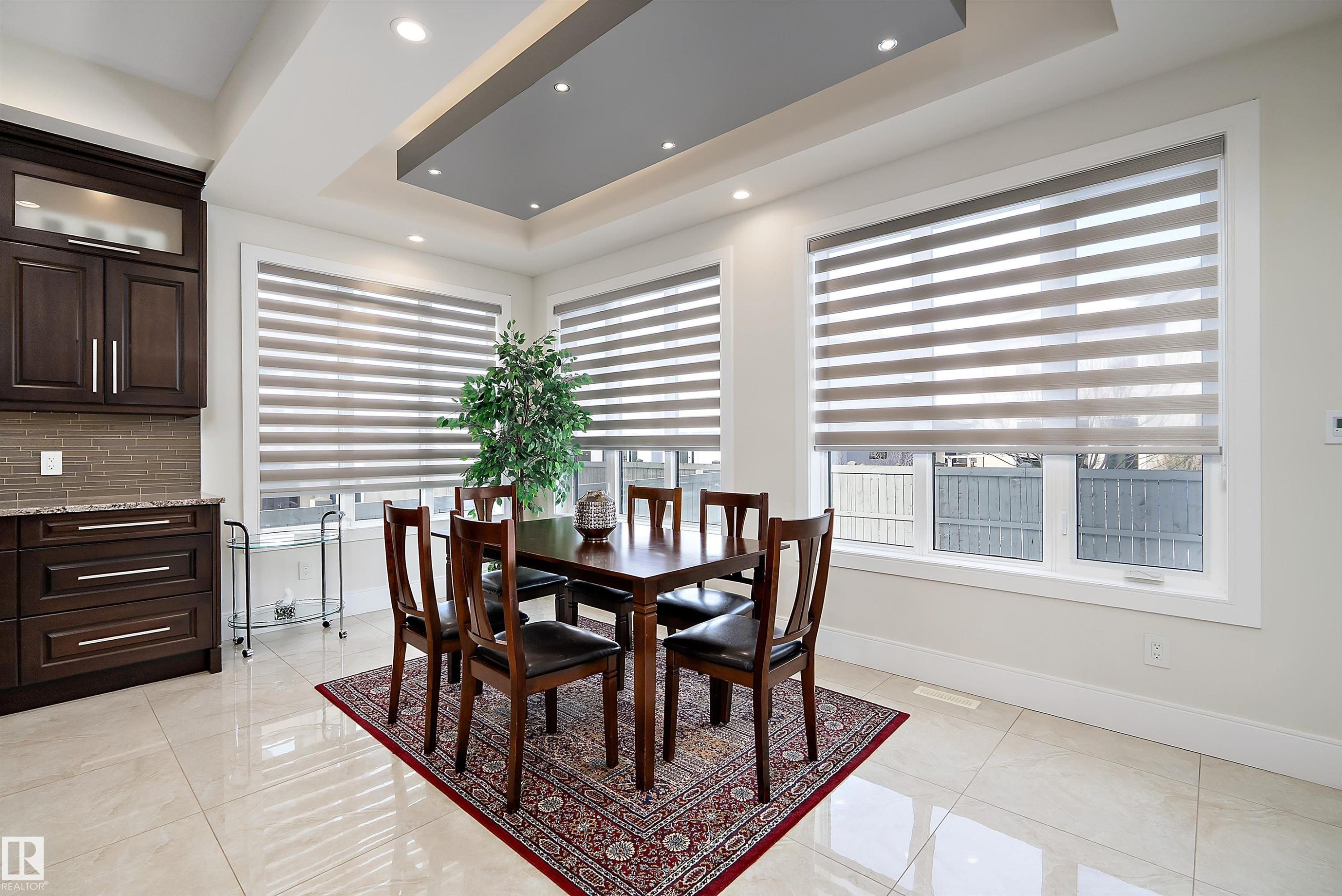 3644 Westcliff Way Sw, Edmonton, AB - Indoor Photo Showing Dining Room