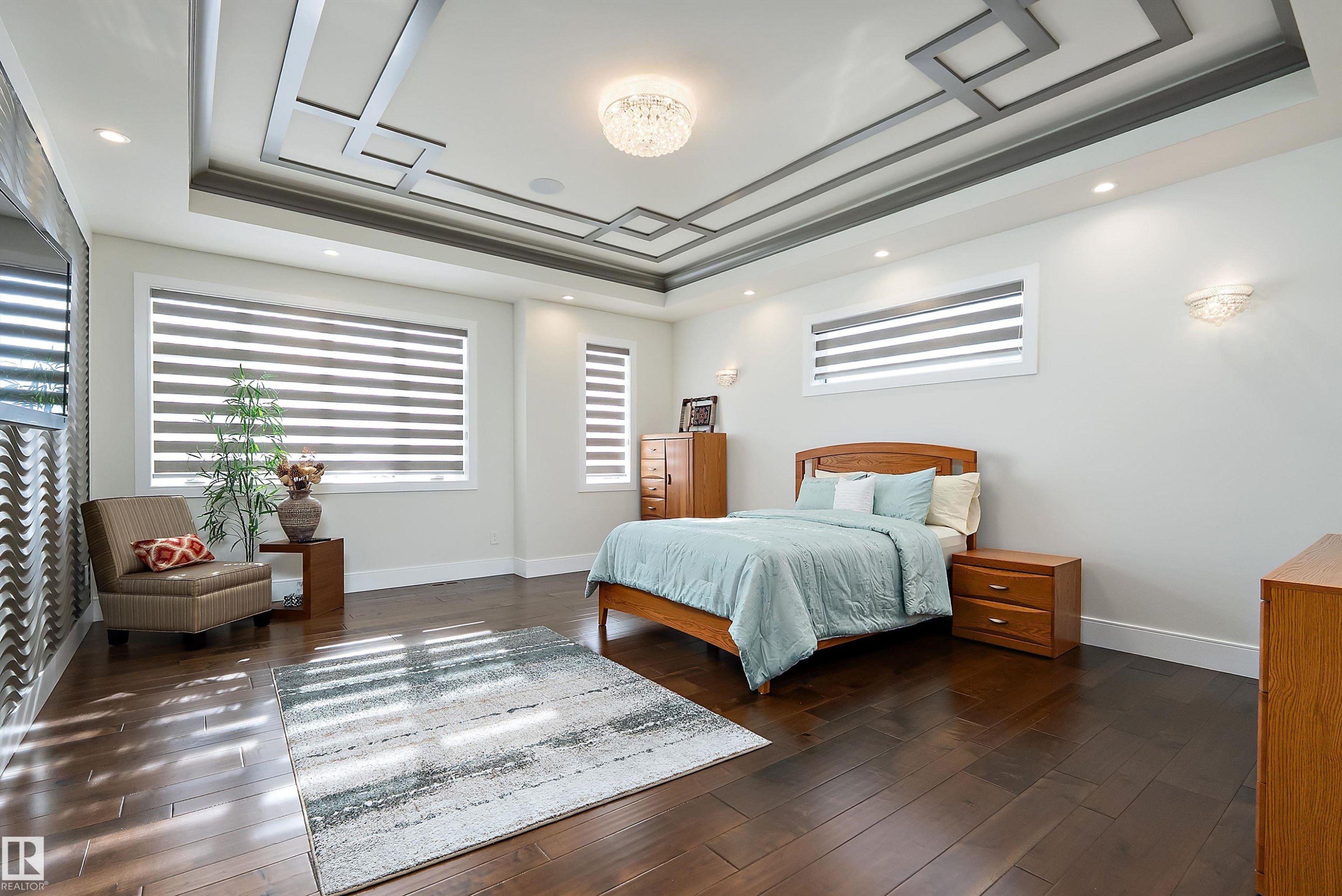 3644 Westcliff Way Sw, Edmonton, AB - Indoor Photo Showing Bedroom