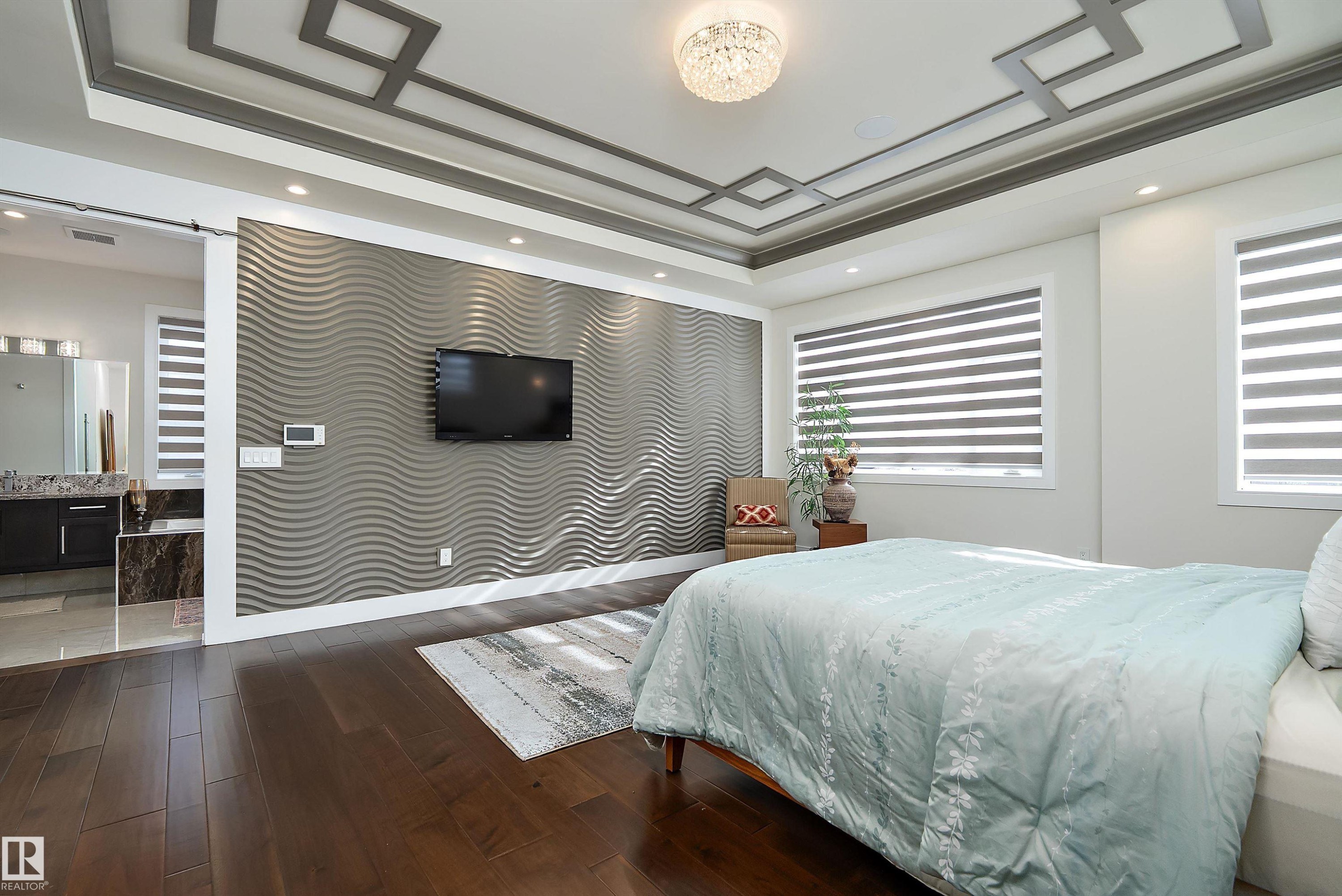 3644 Westcliff Way Sw, Edmonton, AB - Indoor Photo Showing Bedroom