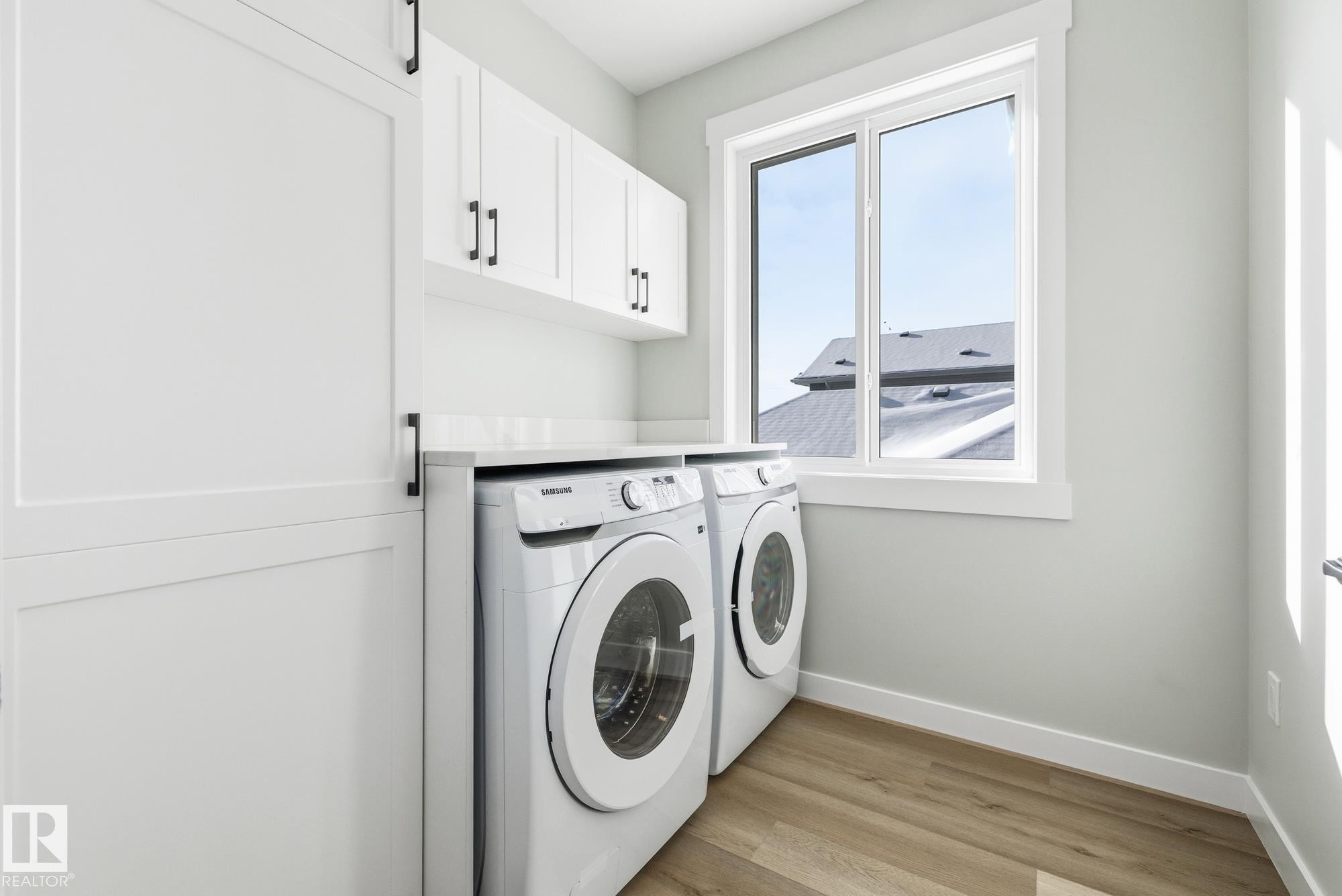 28 Harley Way, Spruce Grove, AB - Indoor Photo Showing Laundry Room