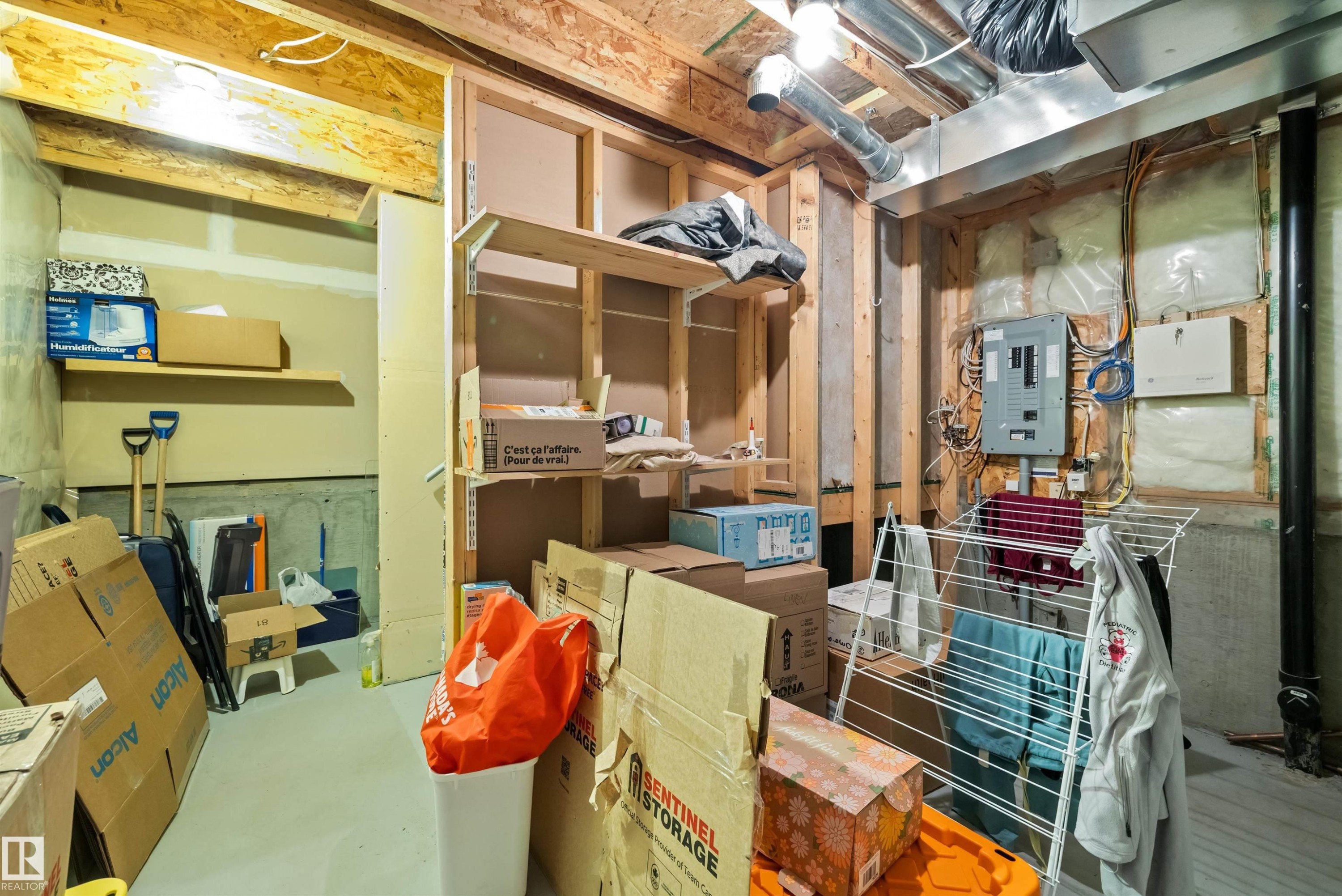 #83 8304 11 Av Sw, Edmonton, AB - Indoor Photo Showing Basement