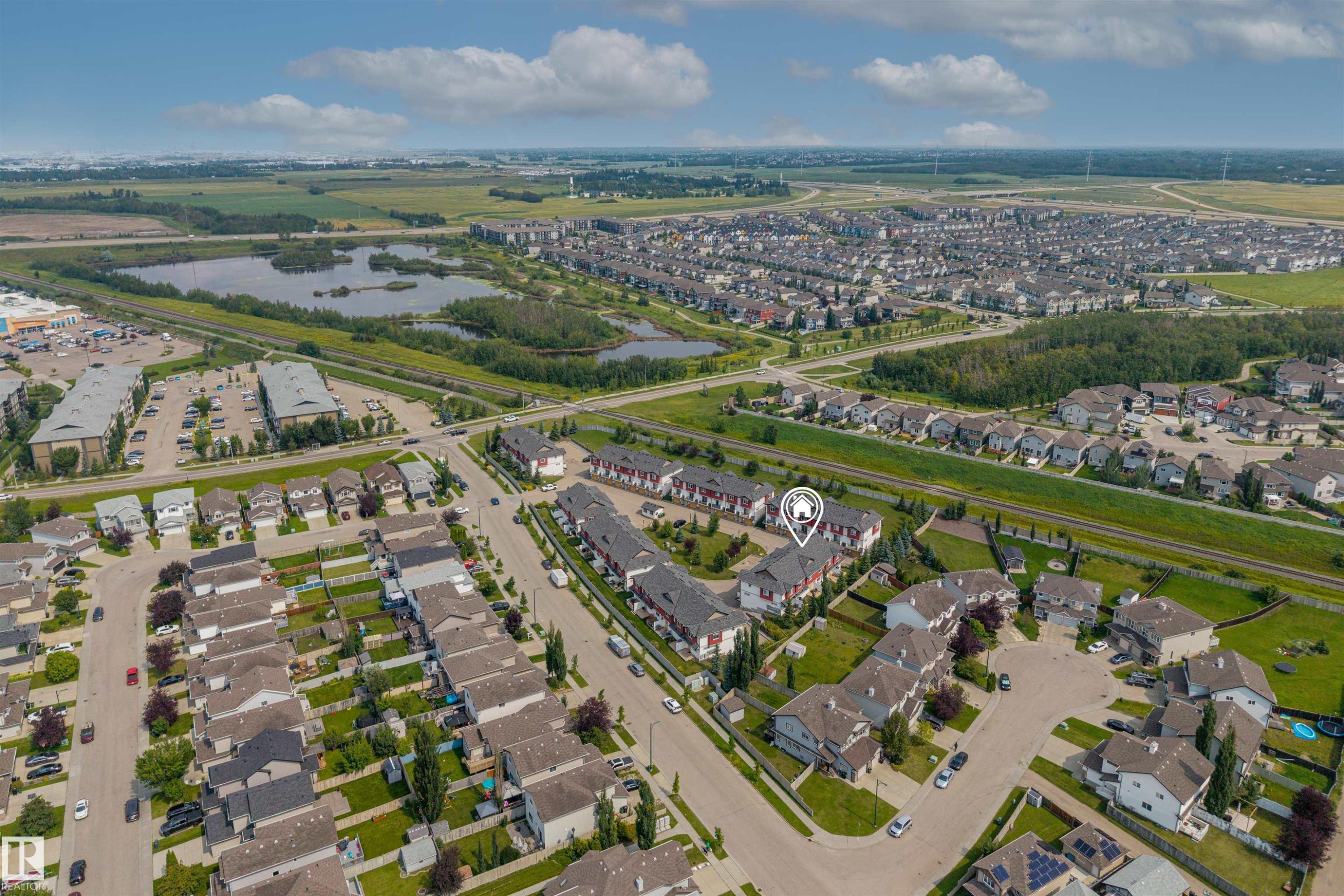 #20 3751 12 St Nw, Edmonton, AB - Outdoor With View