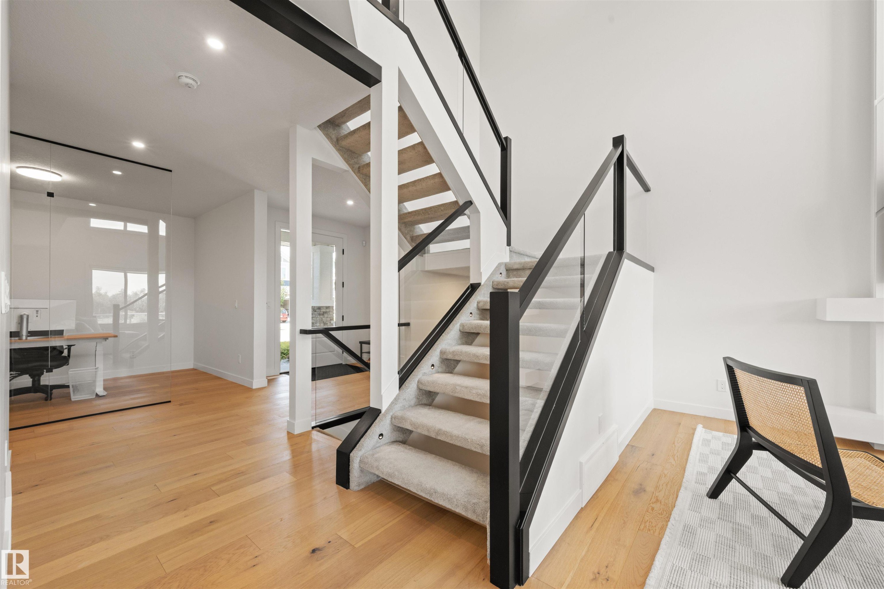 3415 Chickadee Drive Nw, Edmonton, AB - Indoor