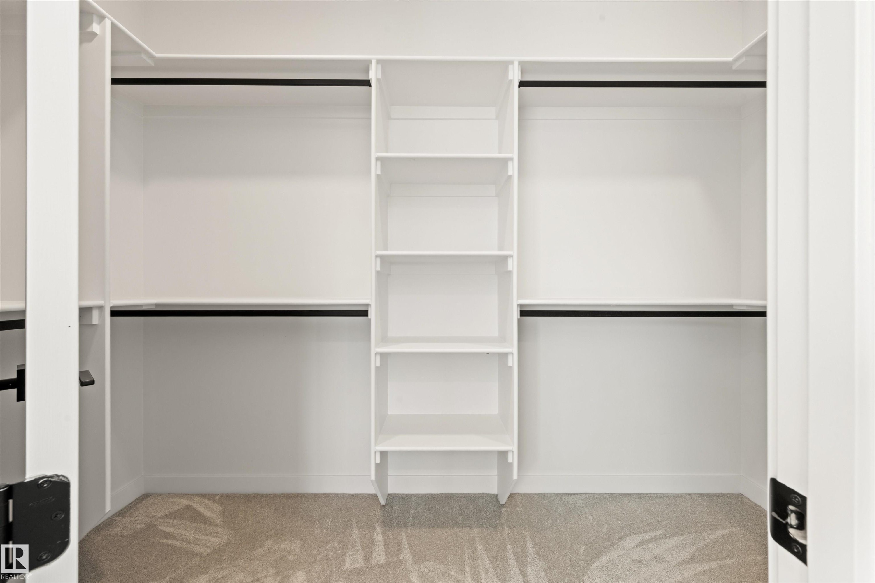 3415 Chickadee Drive Nw, Edmonton, AB - Indoor With Storage