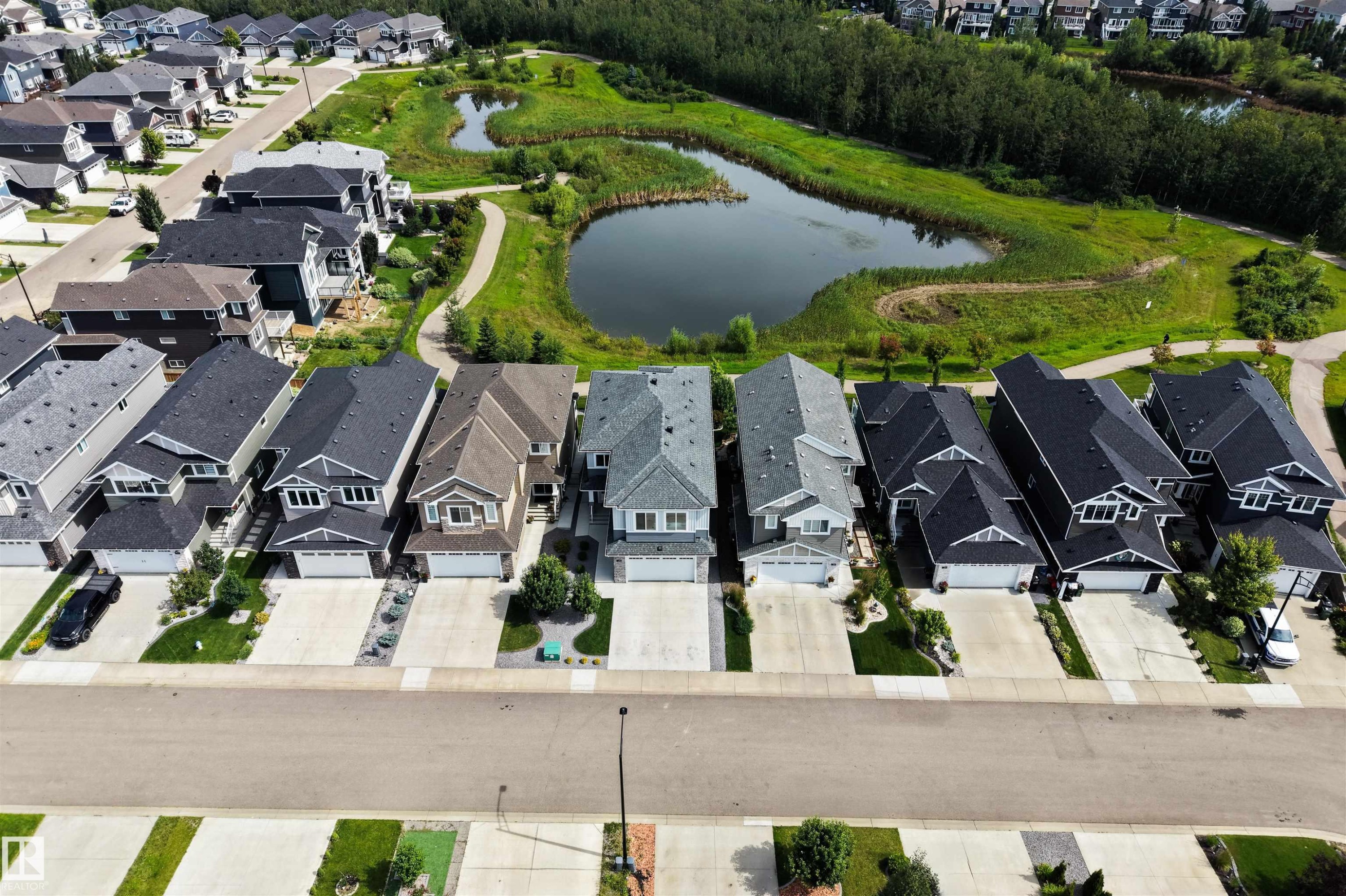 3415 Chickadee Drive Nw, Edmonton, AB - Outdoor With View