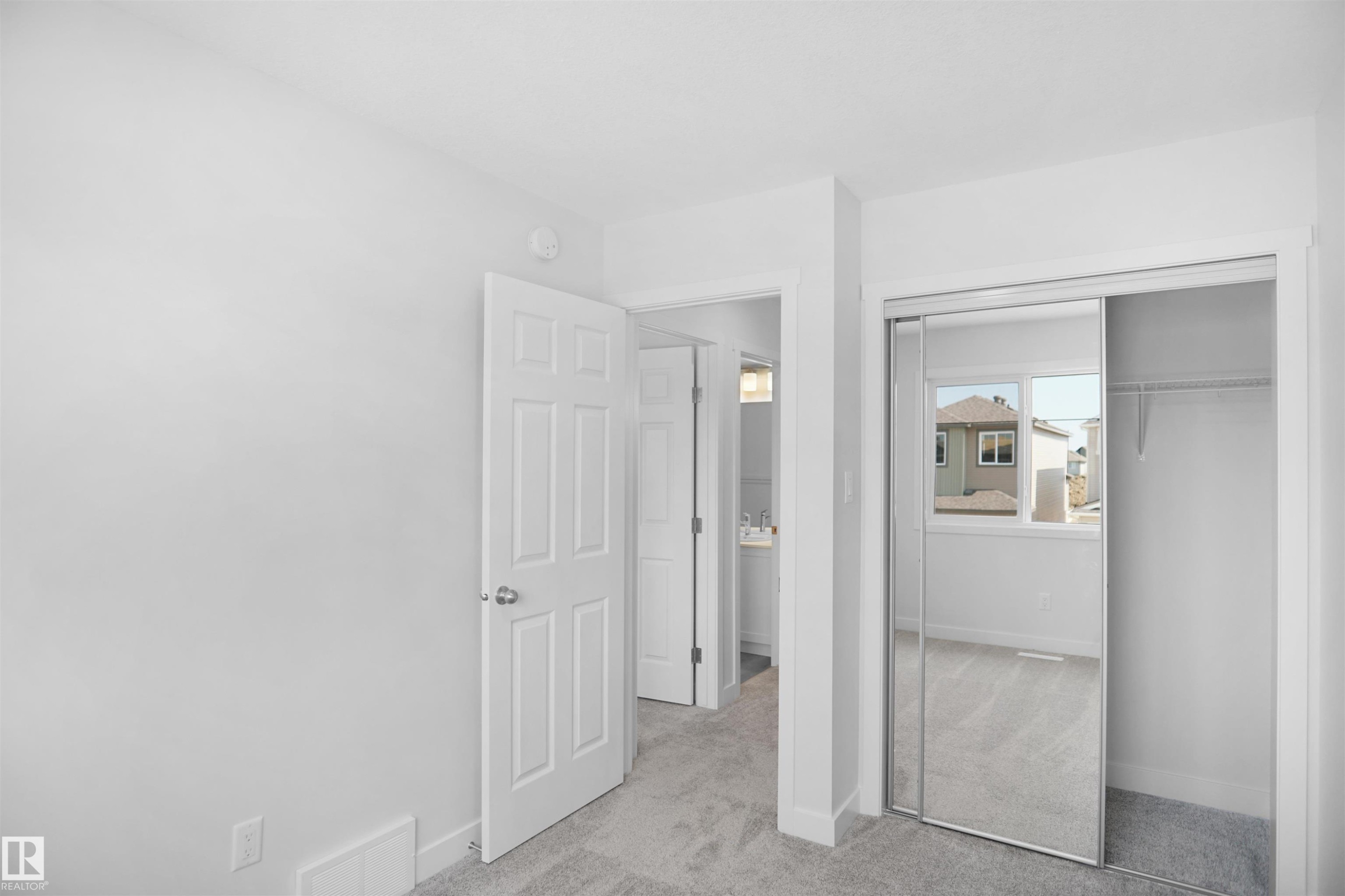 1967 210 Street Nw, Edmonton, AB - Indoor Photo Showing Other Room