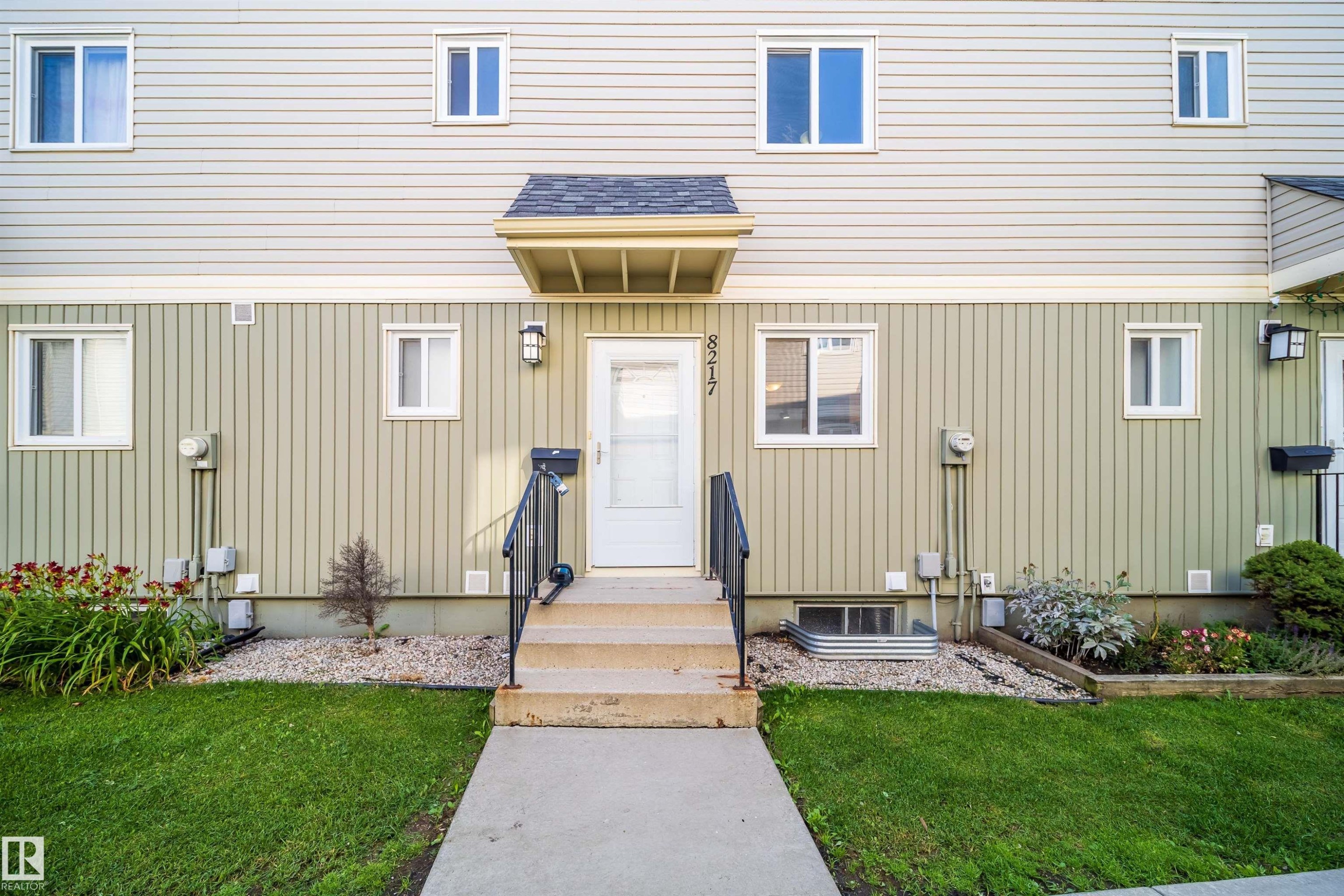 8217 182 Street Nw, Edmonton, AB
