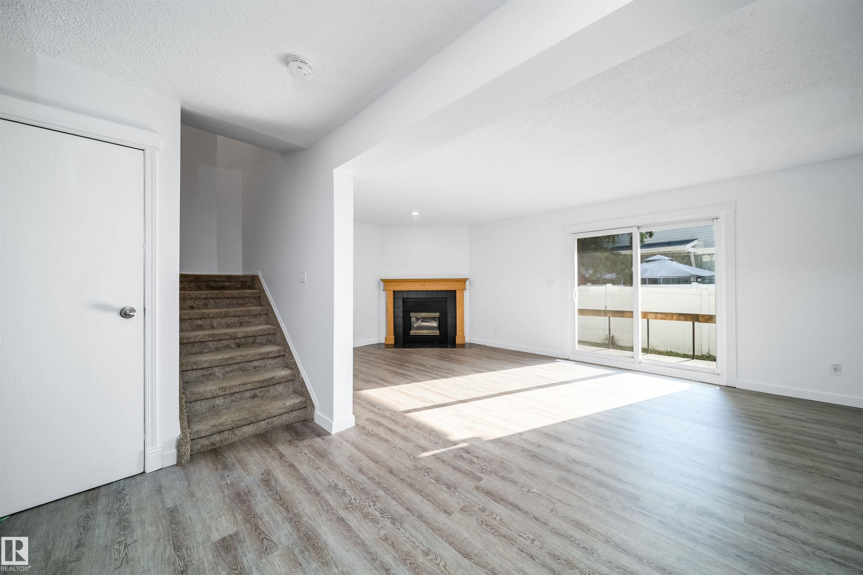 8217 182 Street Nw, Edmonton, AB