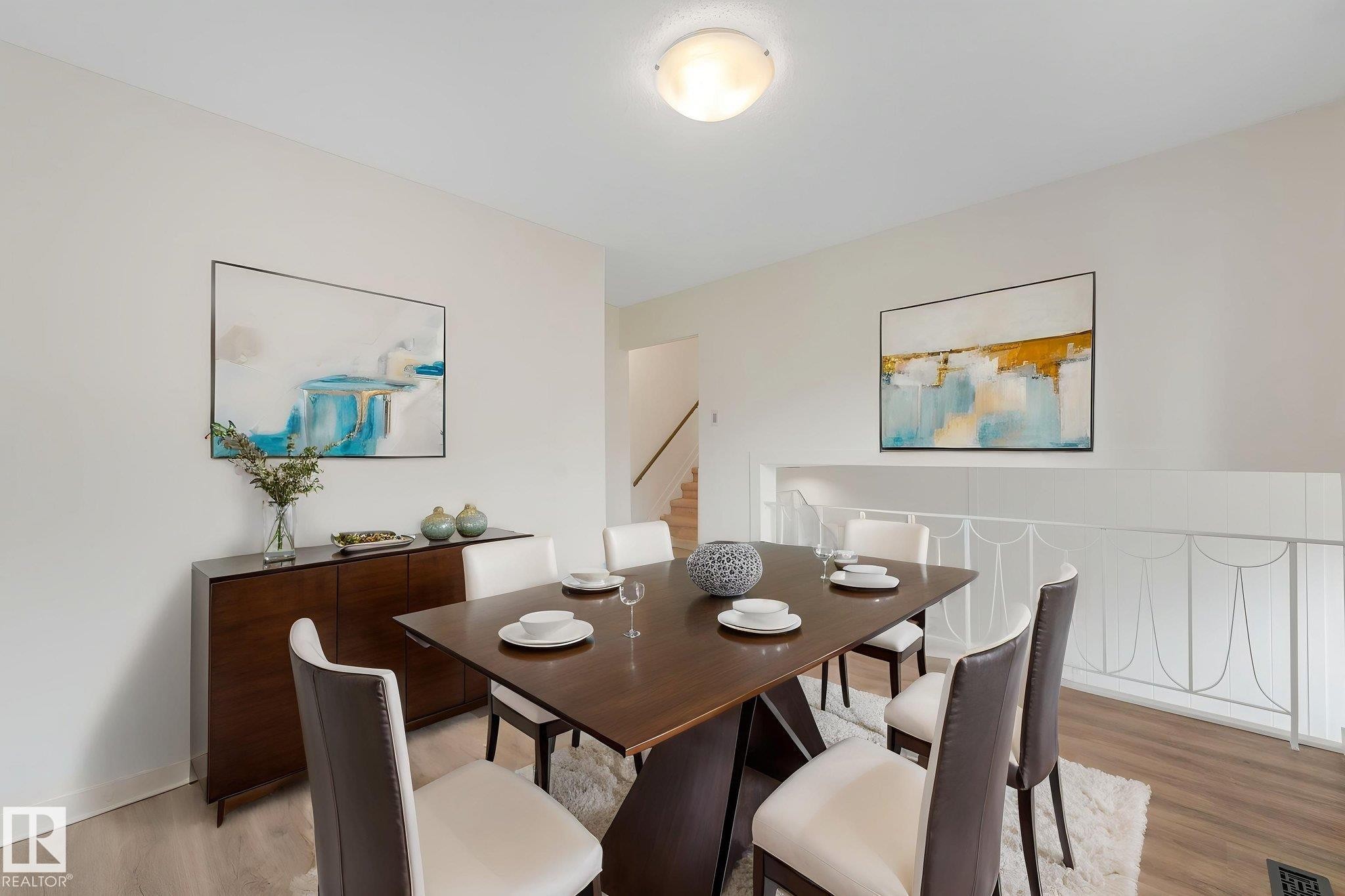 120 Morin Maze Nw, Edmonton, AB - Indoor Photo Showing Dining Room