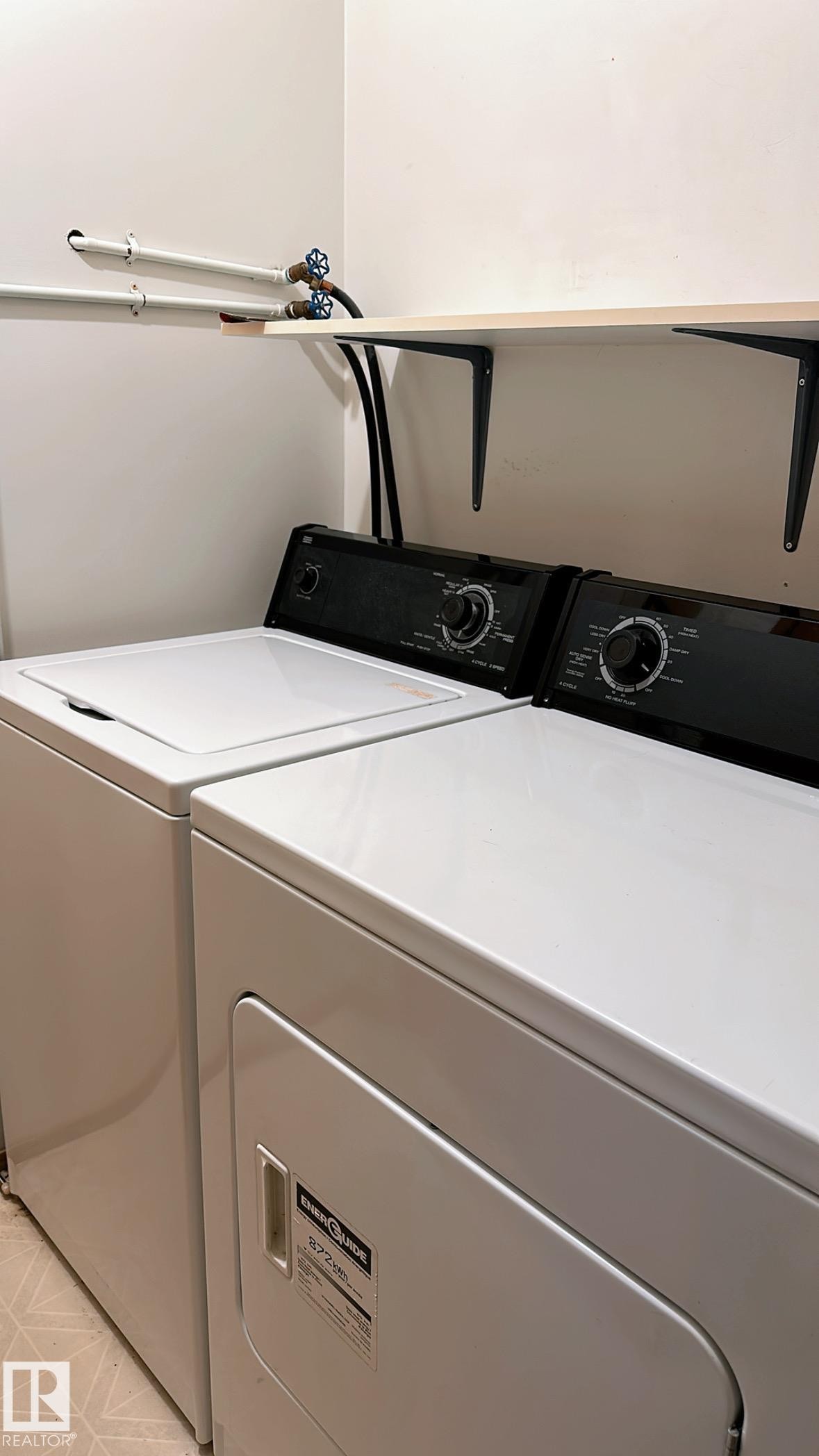 #302 44 Alpine Pl, St. Albert, AB - Indoor Photo Showing Laundry Room
