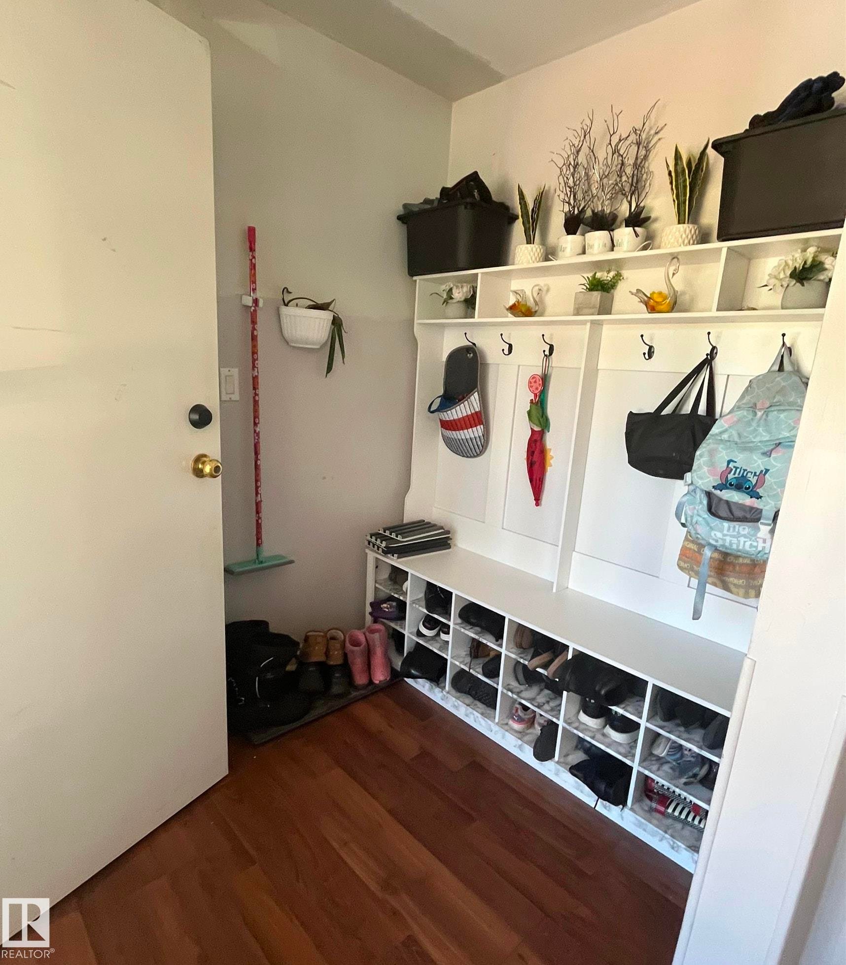 5027 49 Ave, Vilna, AB - Indoor Photo Showing Other Room
