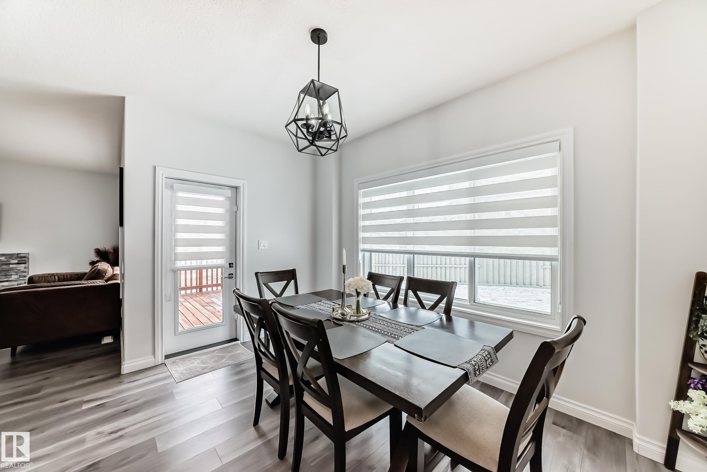 7035 Chivers Loop Sw, Edmonton, AB - Indoor Photo Showing Dining Room