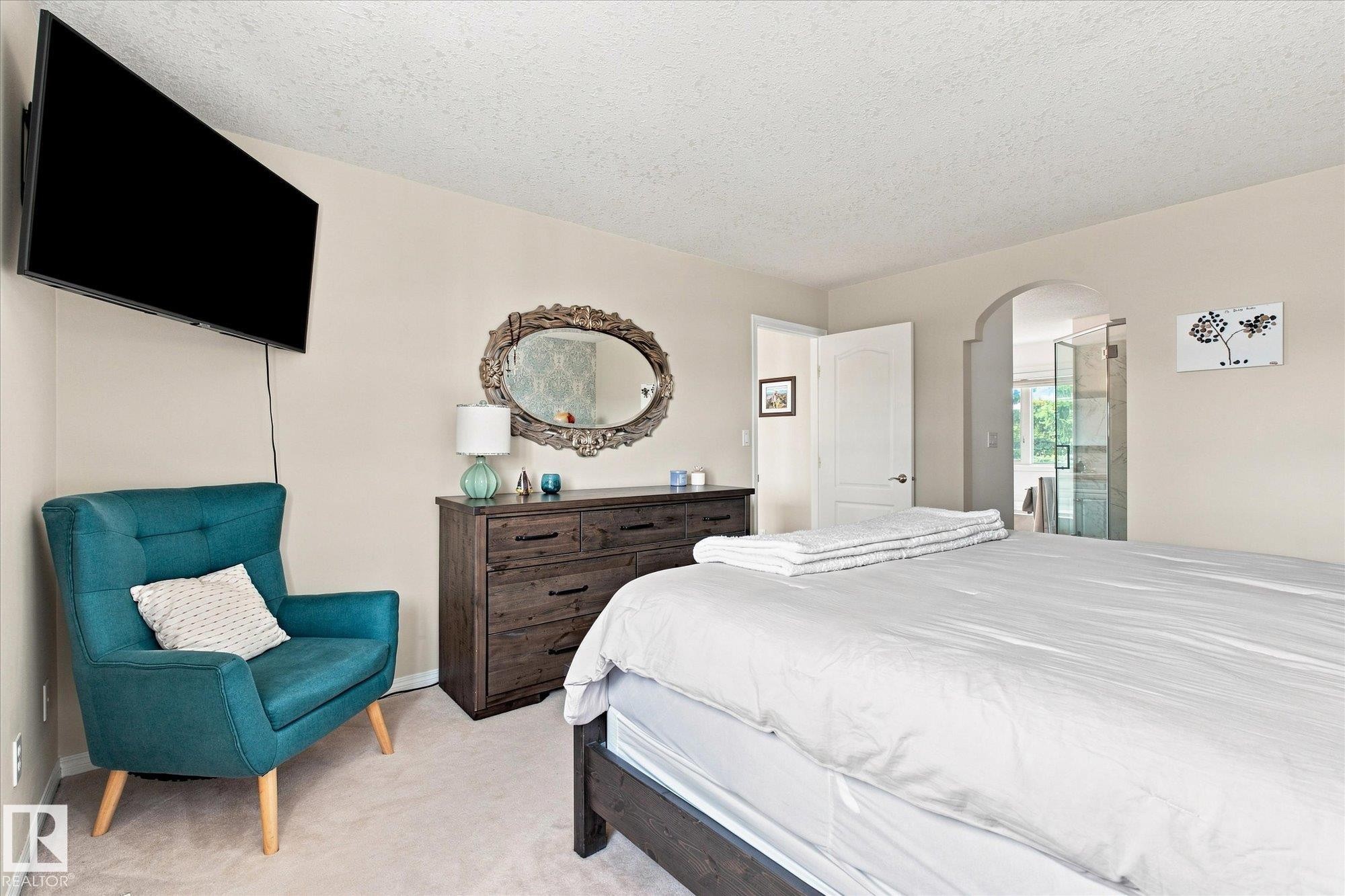 1312 116 Street Nw, Edmonton, AB - Indoor Photo Showing Bedroom