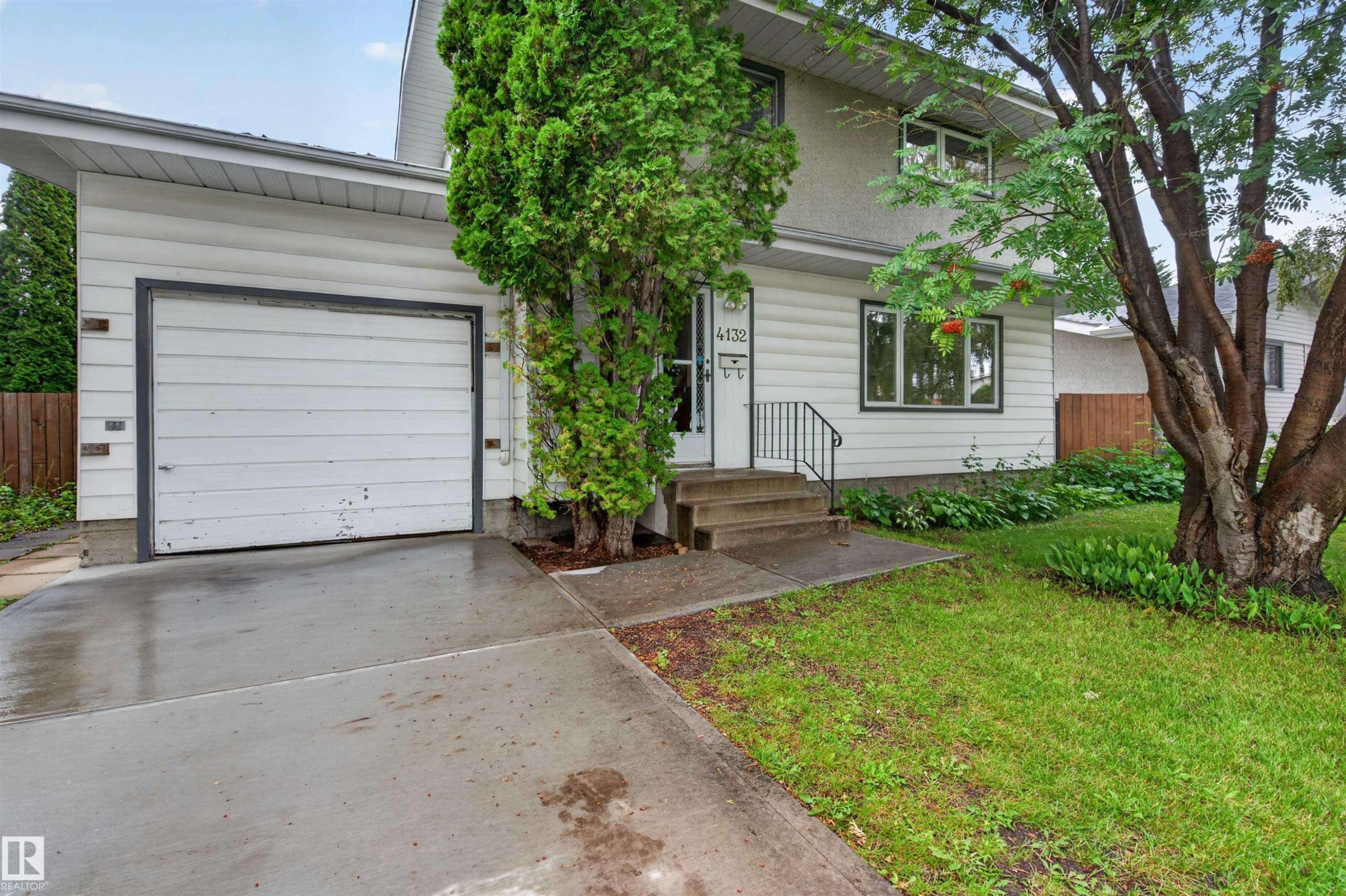 4132 113 Street Nw, Edmonton, AB - Outdoor With Exterior