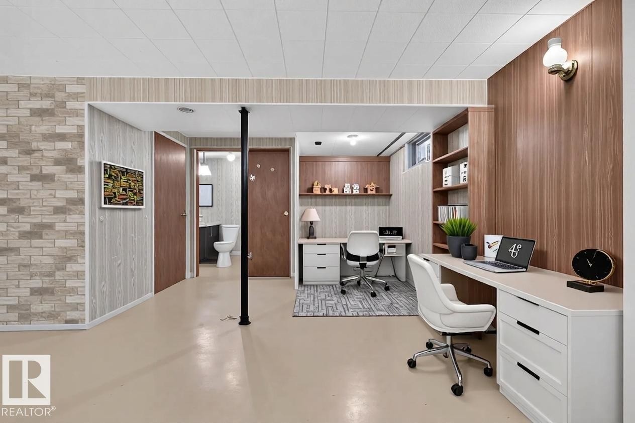 4132 113 Street Nw, Edmonton, AB - Indoor Photo Showing Office