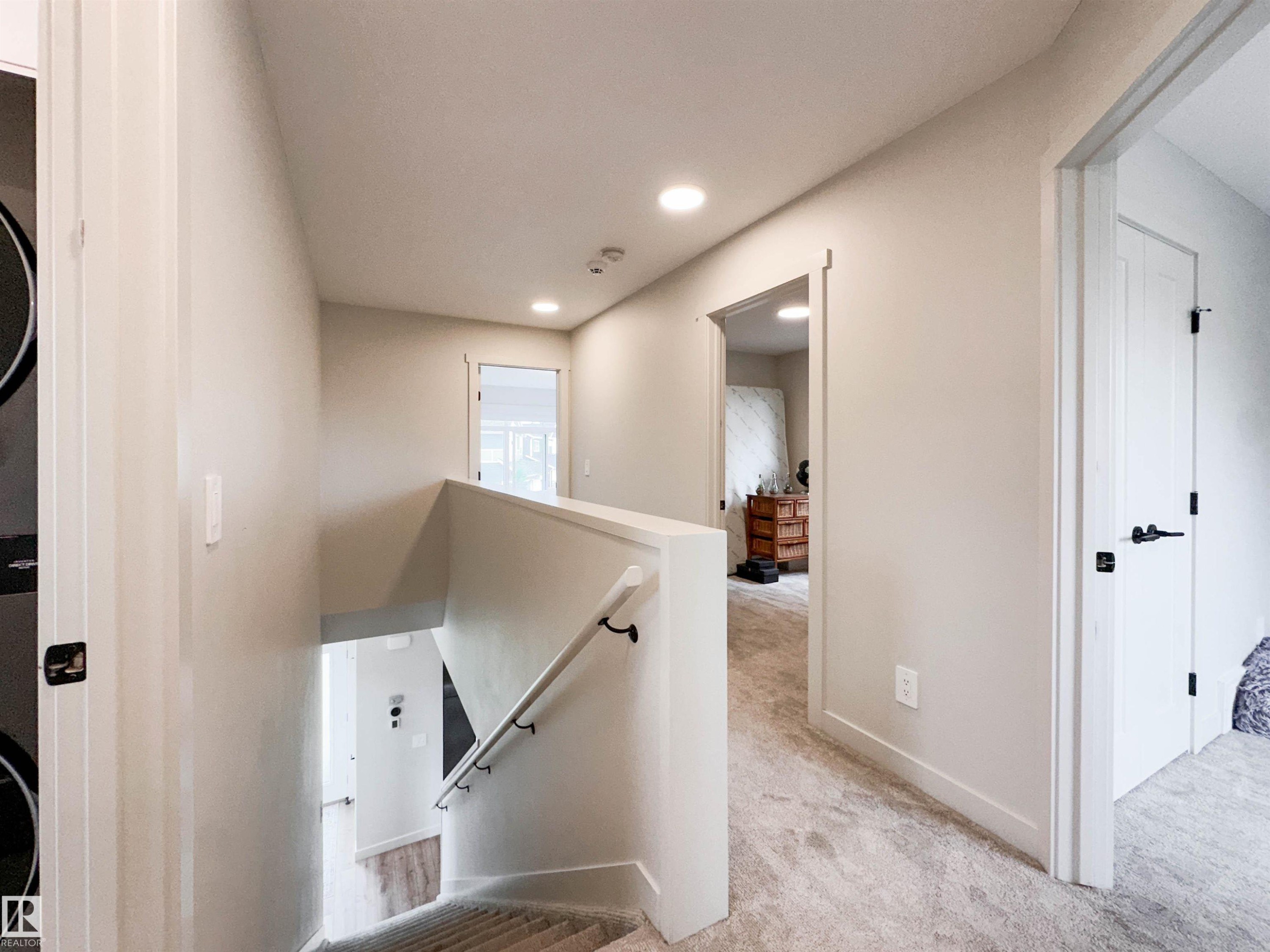 356 Jensen Lakes Boulevard, St. Albert, AB - Indoor Photo Showing Other Room