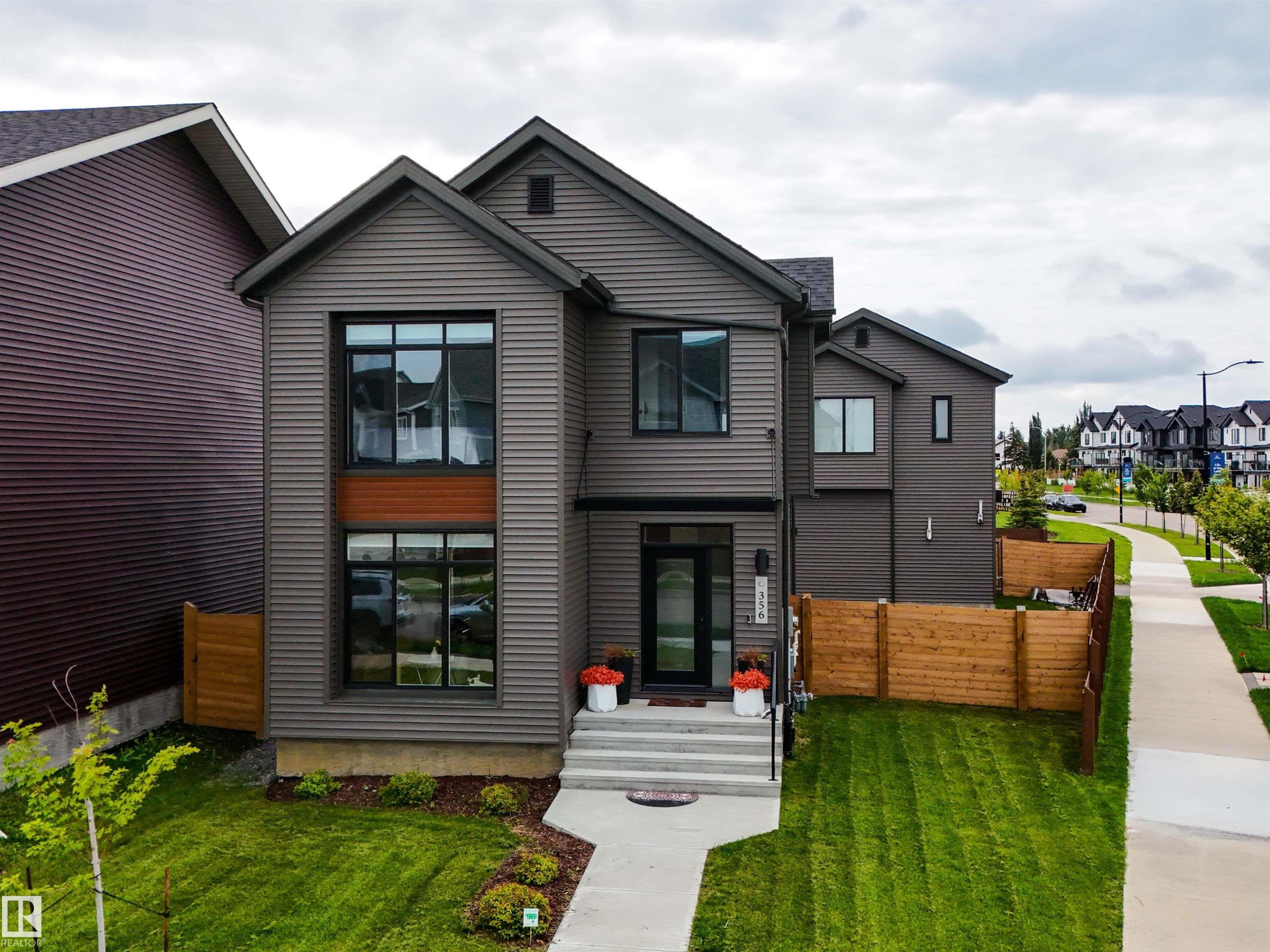356 Jensen Lakes Boulevard, St. Albert, AB - Outdoor