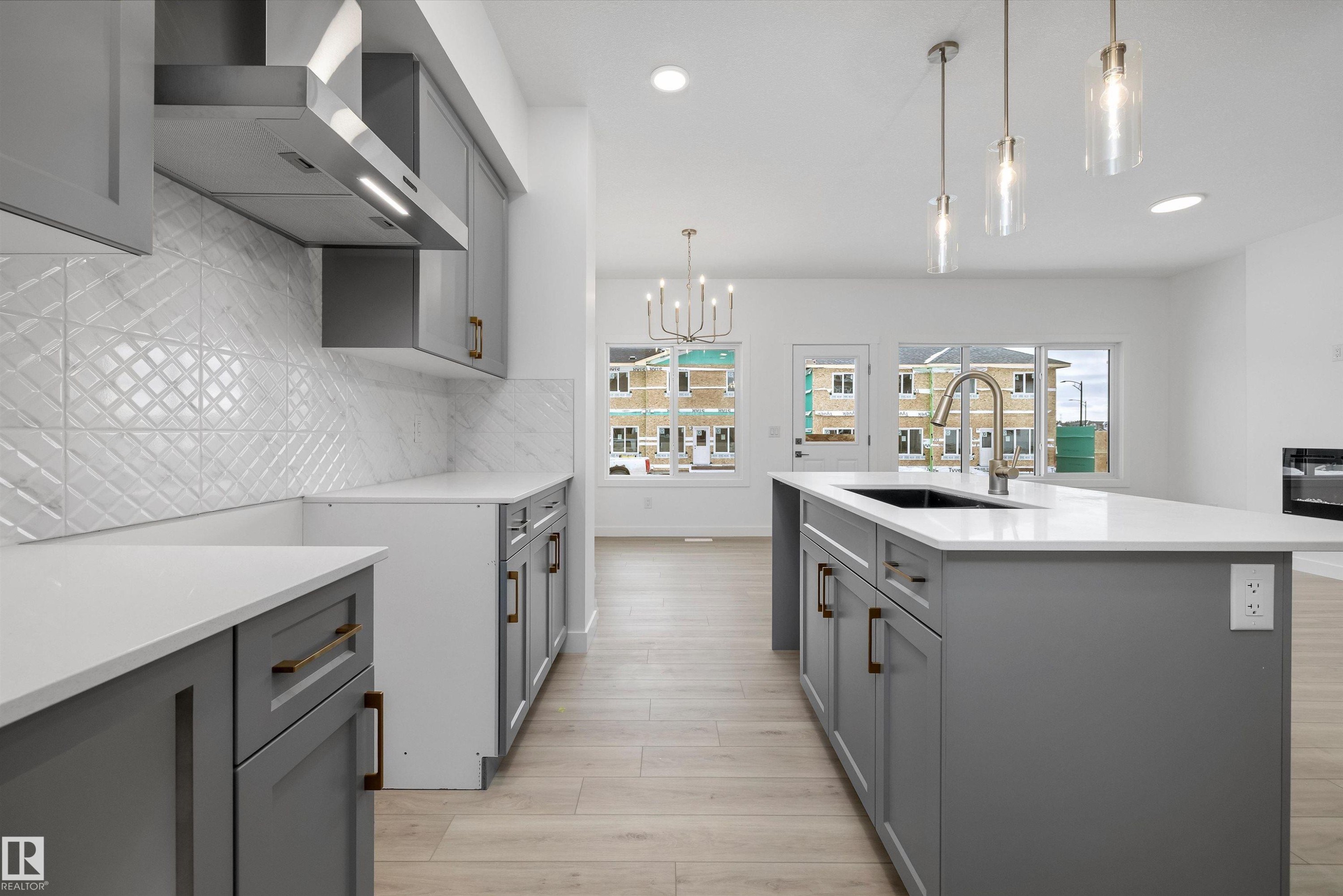 921 19 Avenue Nw, Edmonton, AB