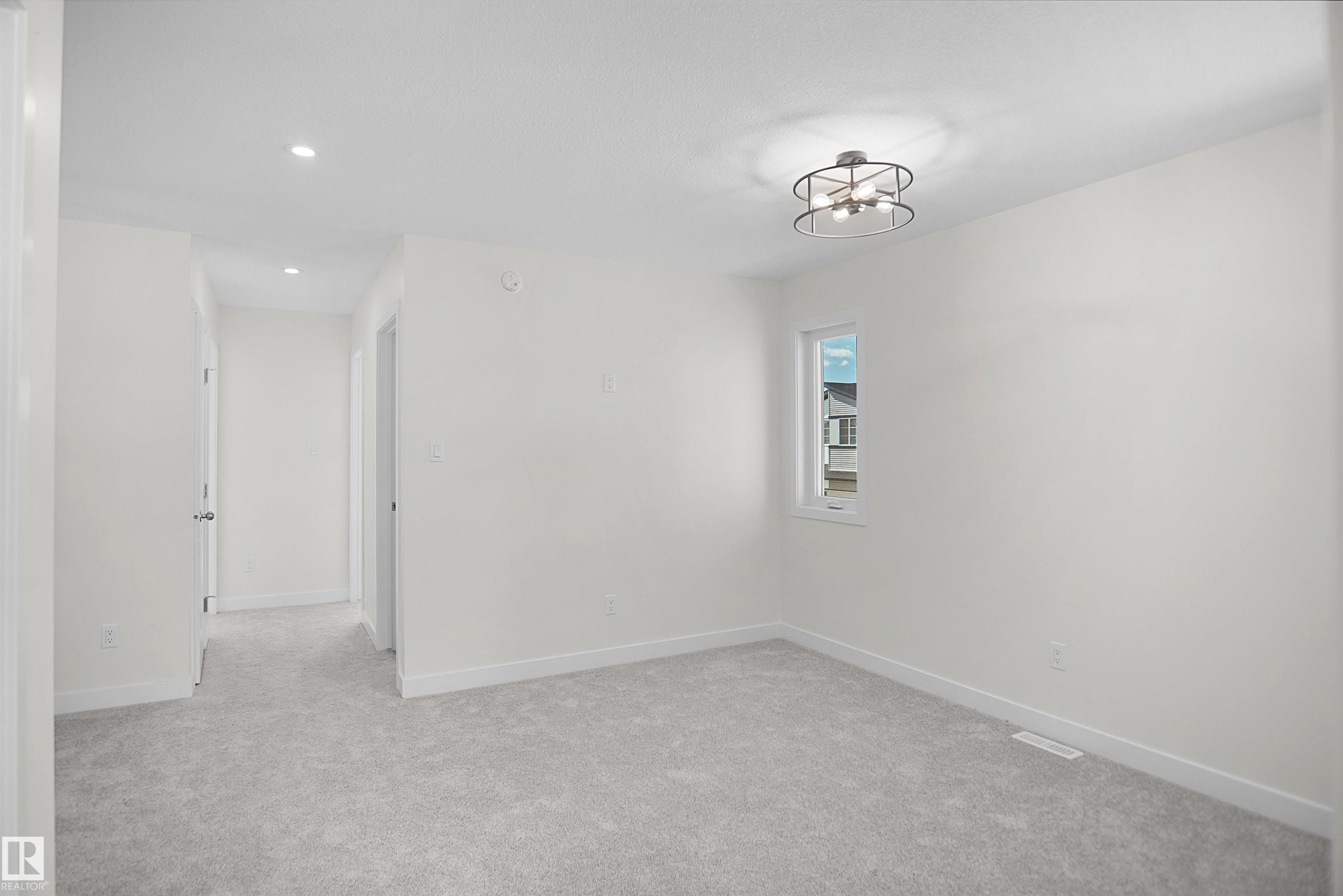 1004 14 Avenue Nw, Edmonton, AB