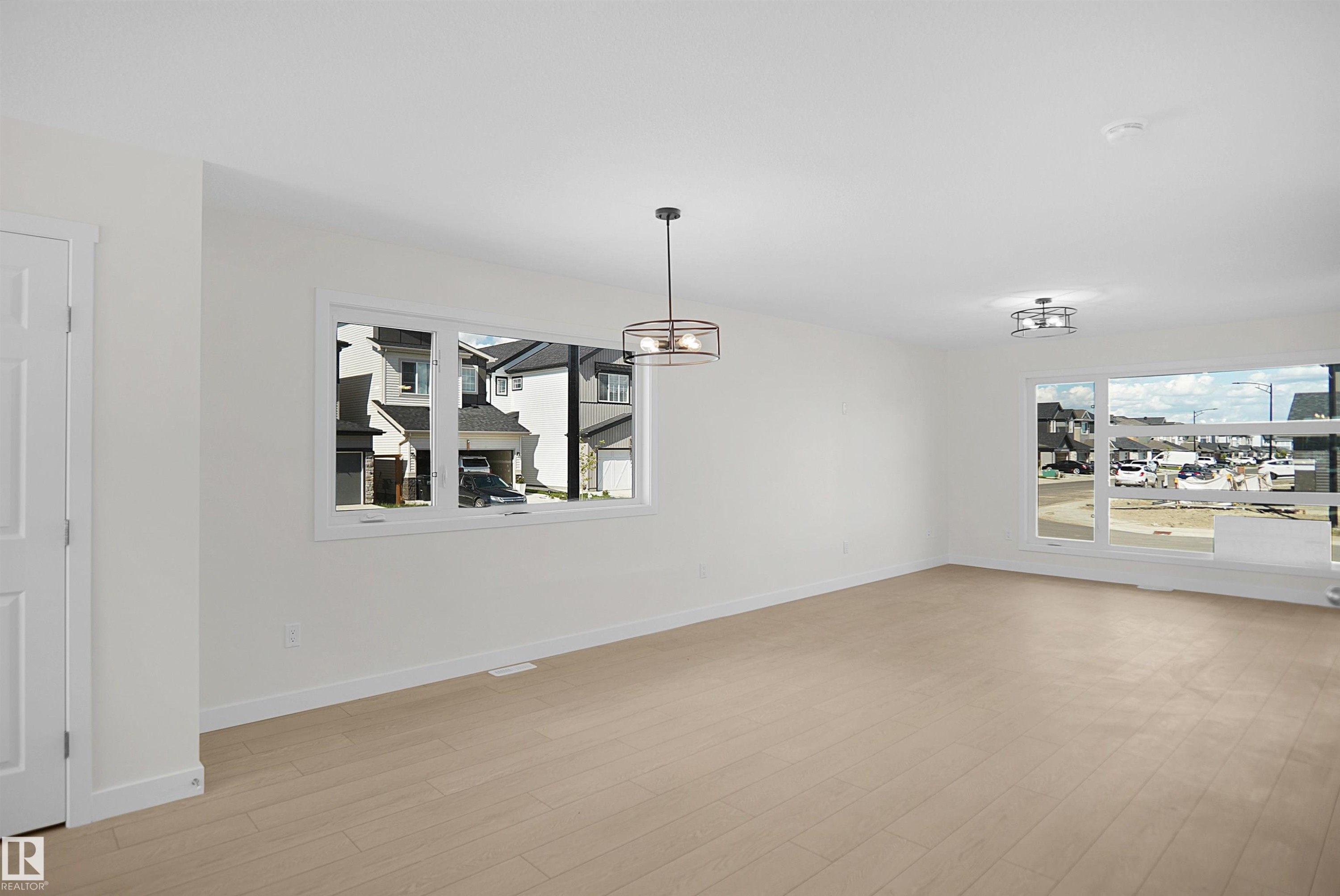 1004 14 Avenue Nw, Edmonton, AB