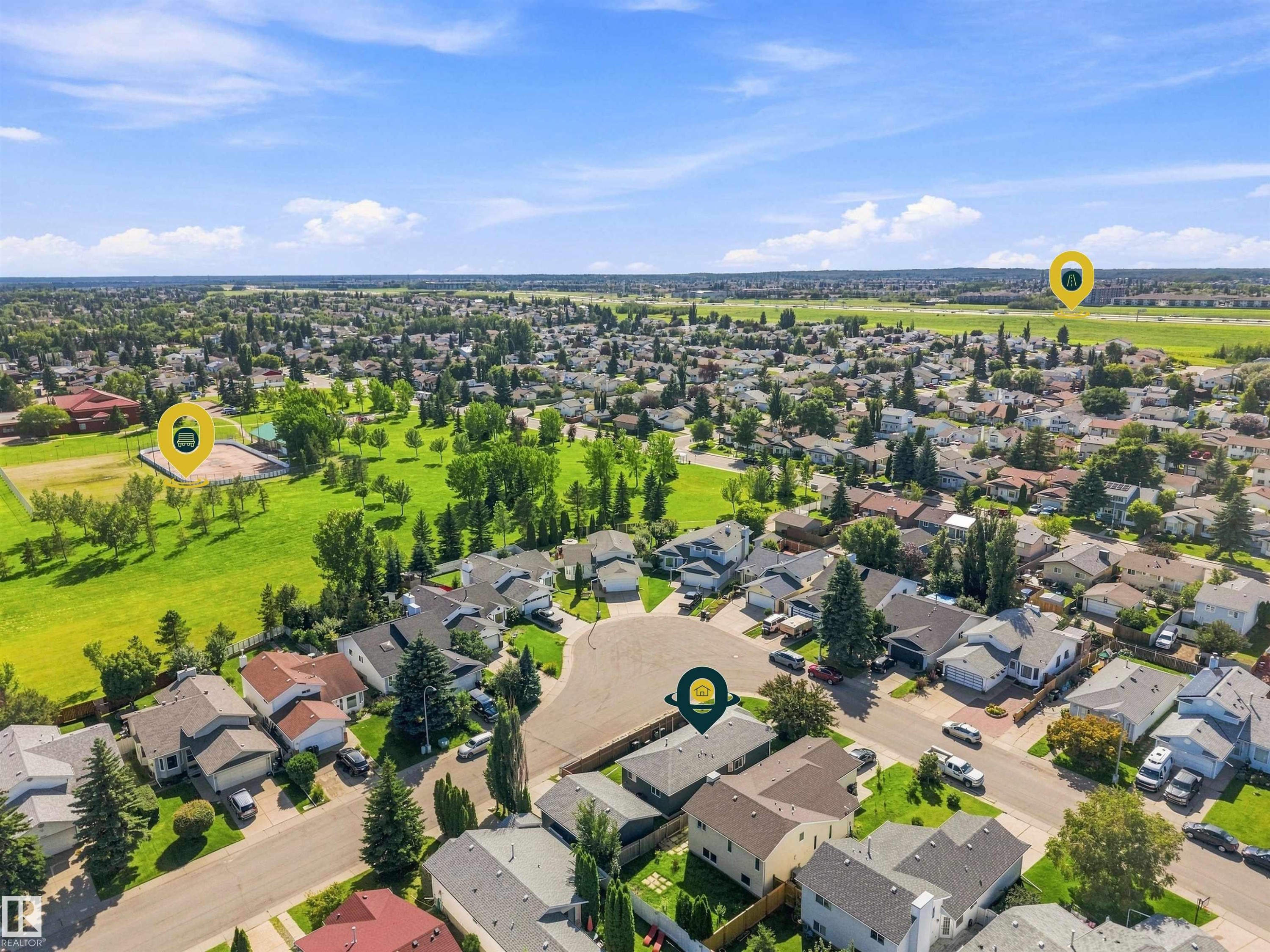 7407 187 Street Nw, Edmonton, AB - Outdoor With View