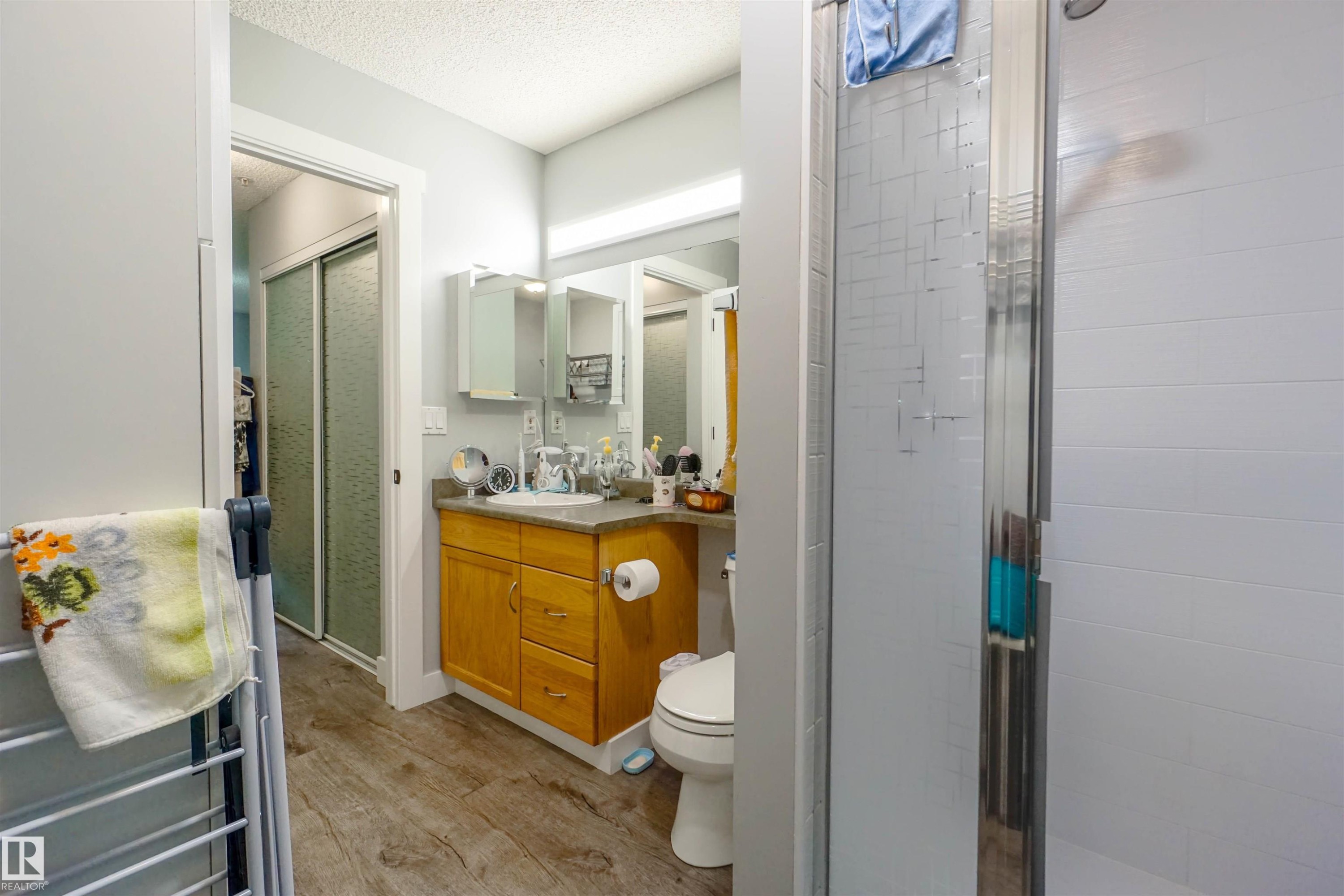 #128 279 Suder Greens Dr Nw, Edmonton, AB - Indoor Photo Showing Bathroom